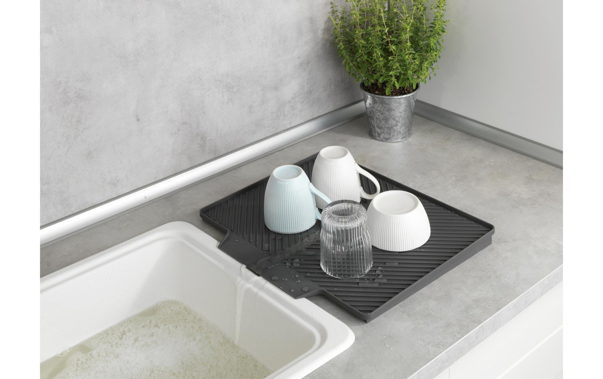 Wenko Abtropfmatte Nelia Maxi – Kunststoff – Grau – 34 × 3 × 40 cm