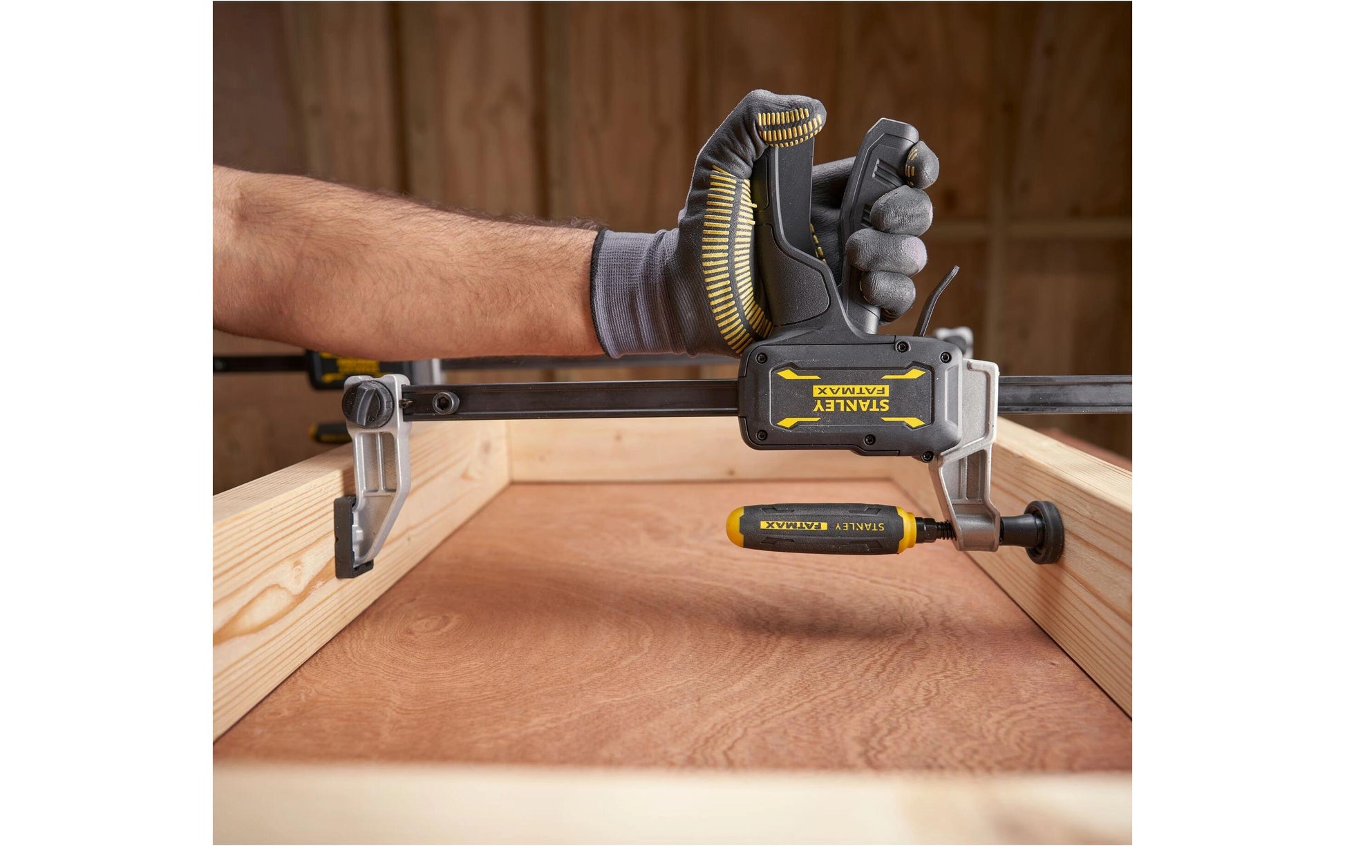 Stanley FatMax Hybrid Einhandzwinge – Spannweite 600 mm