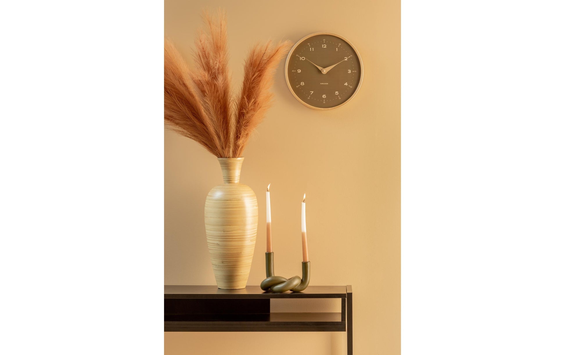Karlsson Wanduhr Osado Dome – Ø 30 cm, grün, Holz, lautlos