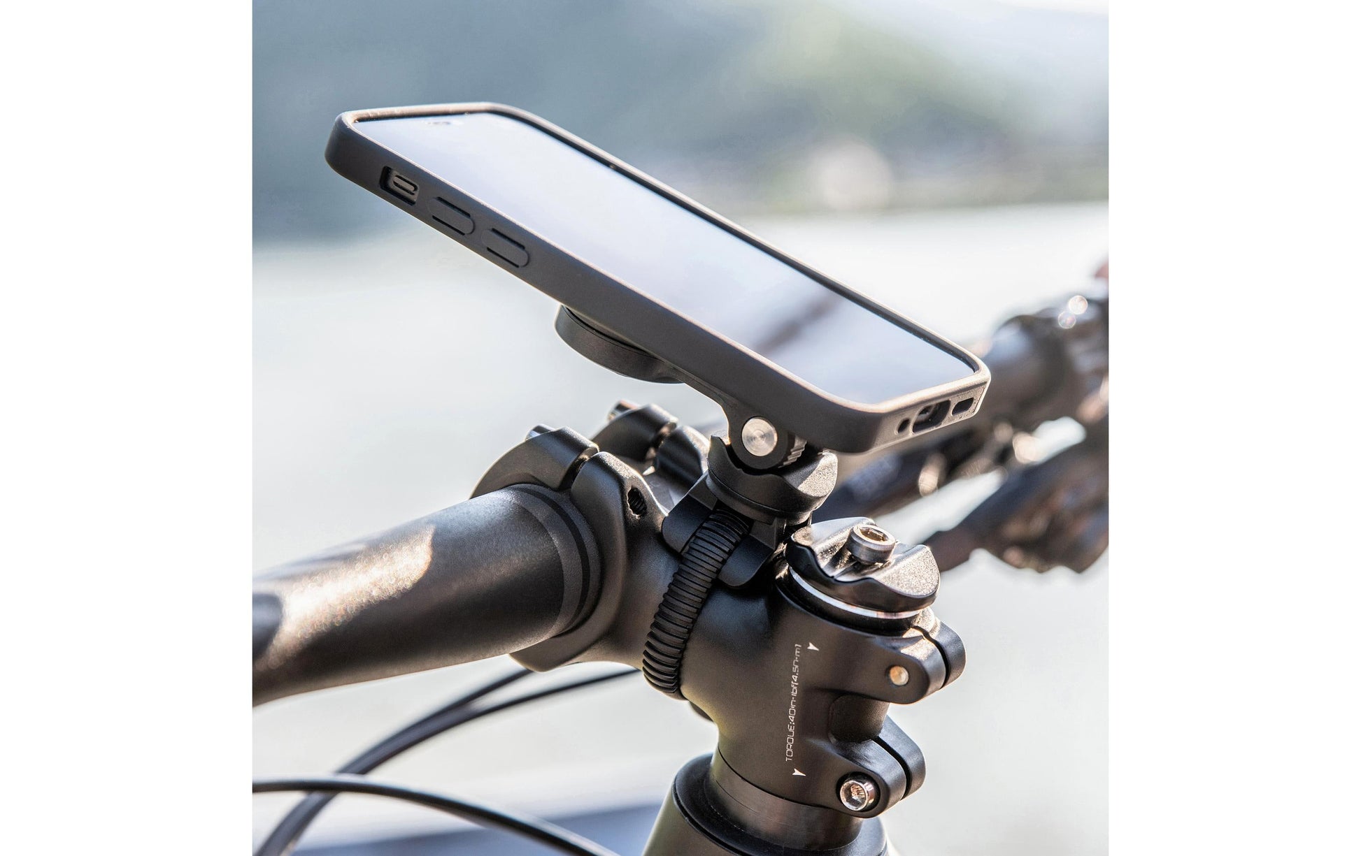 SP Connect Universal Fahrradhalterung – Fahrrad-/Motorrad-Halterung – Lenker-Klemmhalterung – für Smartphones