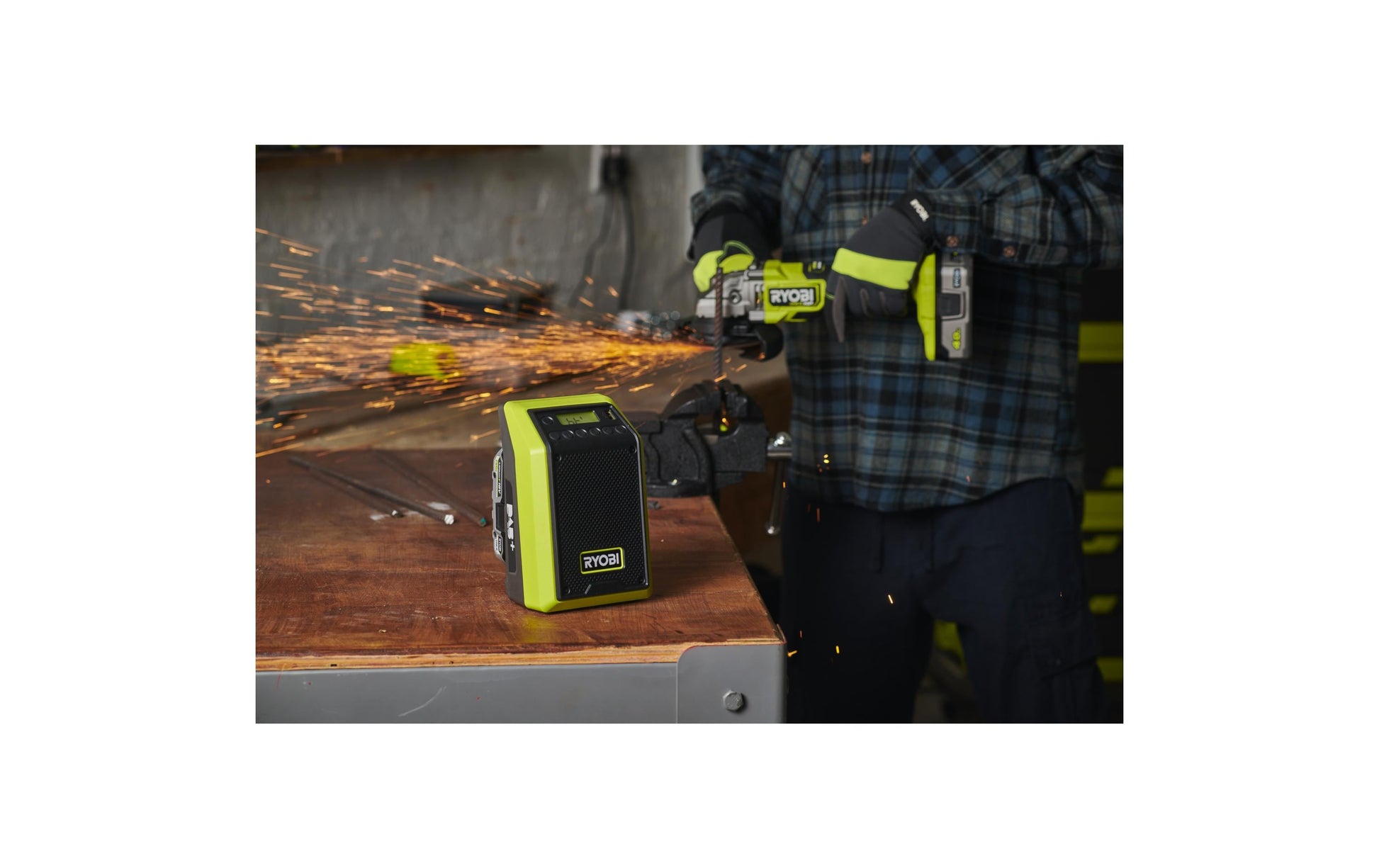 Ryobi RRDAB18-0 – Baustellenradio DAB, Bluetooth, IP54, für Ryobi ONE+ 18 V – Grün