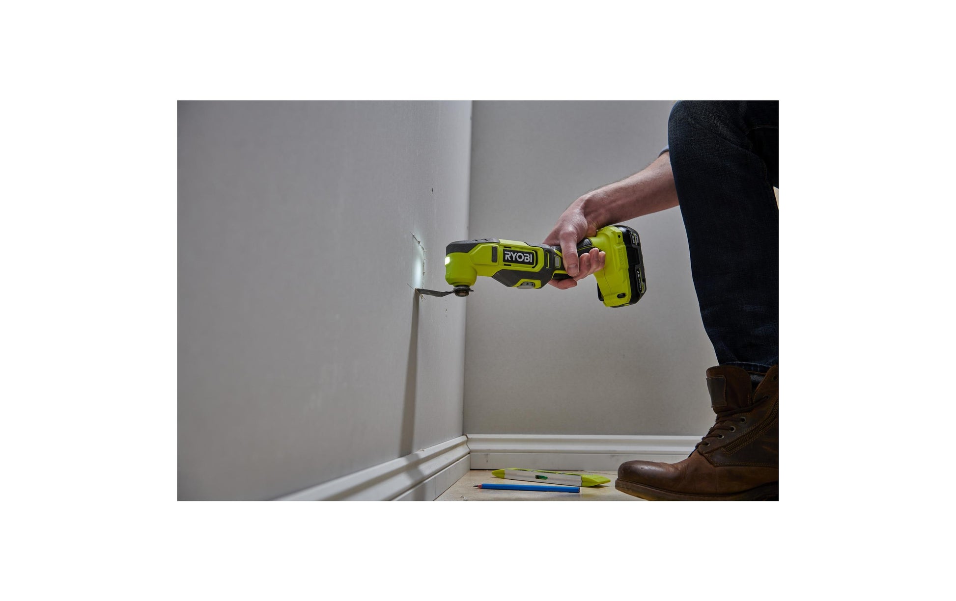 Ryobi Akku-Multitool RMT18-0 – 18 V (ONE+) – Solo – LED-Arbeitsleuchte