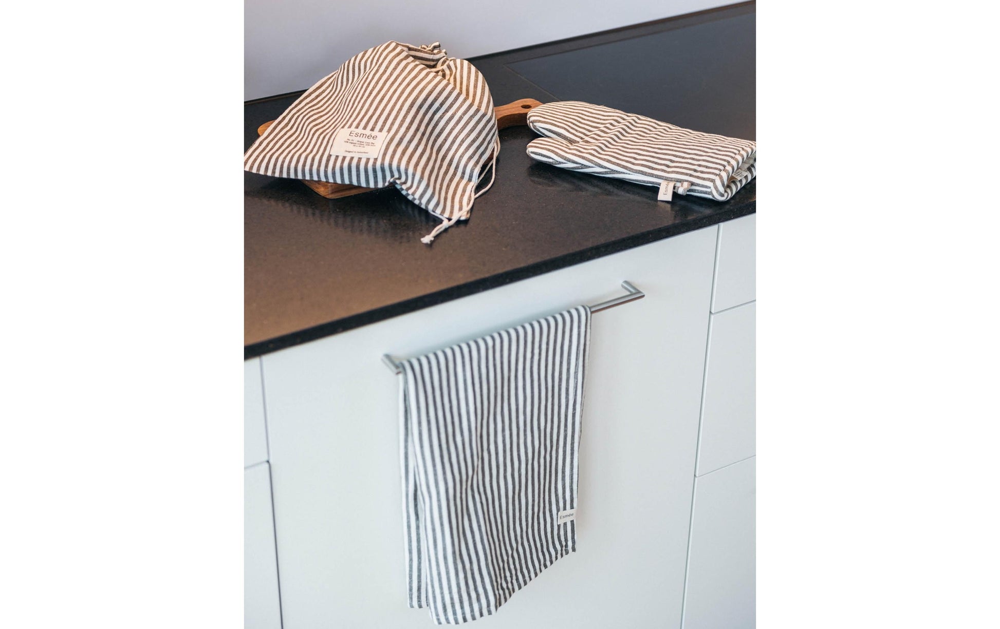 Esmée Küchentuch Louis – Grau, Weiss – 45 × 70 cm – Leinen/Bio-Baumwolle – 1 Stk.