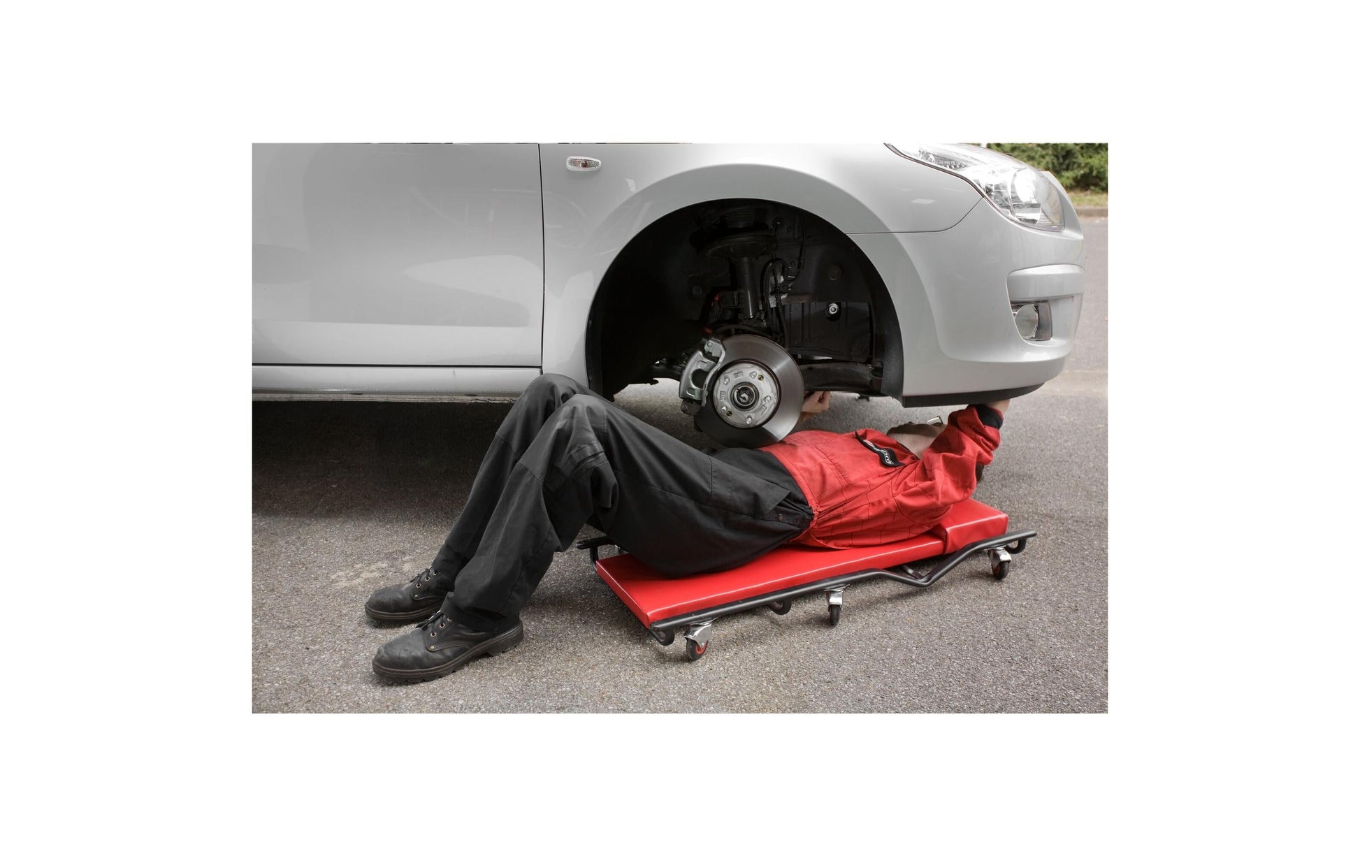 Facom Liegepritsche – Traglast 150 kg, 1'010 × 630 × 100 mm