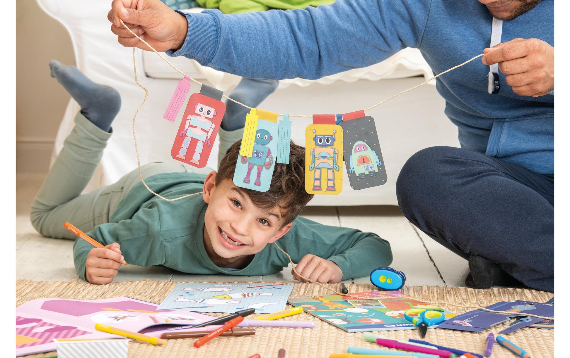 Pelikan Bastelbuch – Thema Weltall, Softcover, 32 Seiten, Englisch