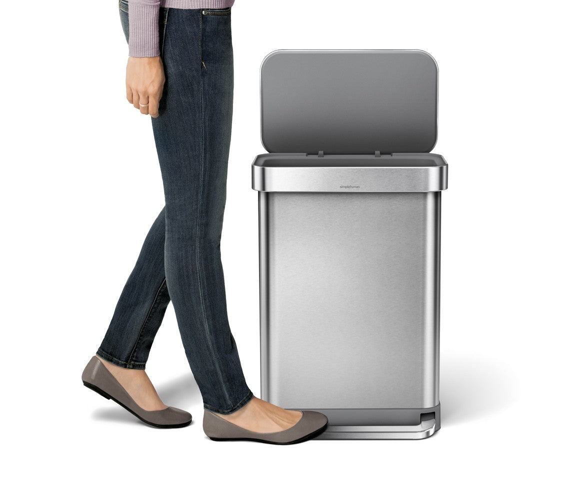 simplehuman Abfallcontainer – 55 l – mit Deckel – Edelstahl – B × H × T 470 × 655 × 358 mm