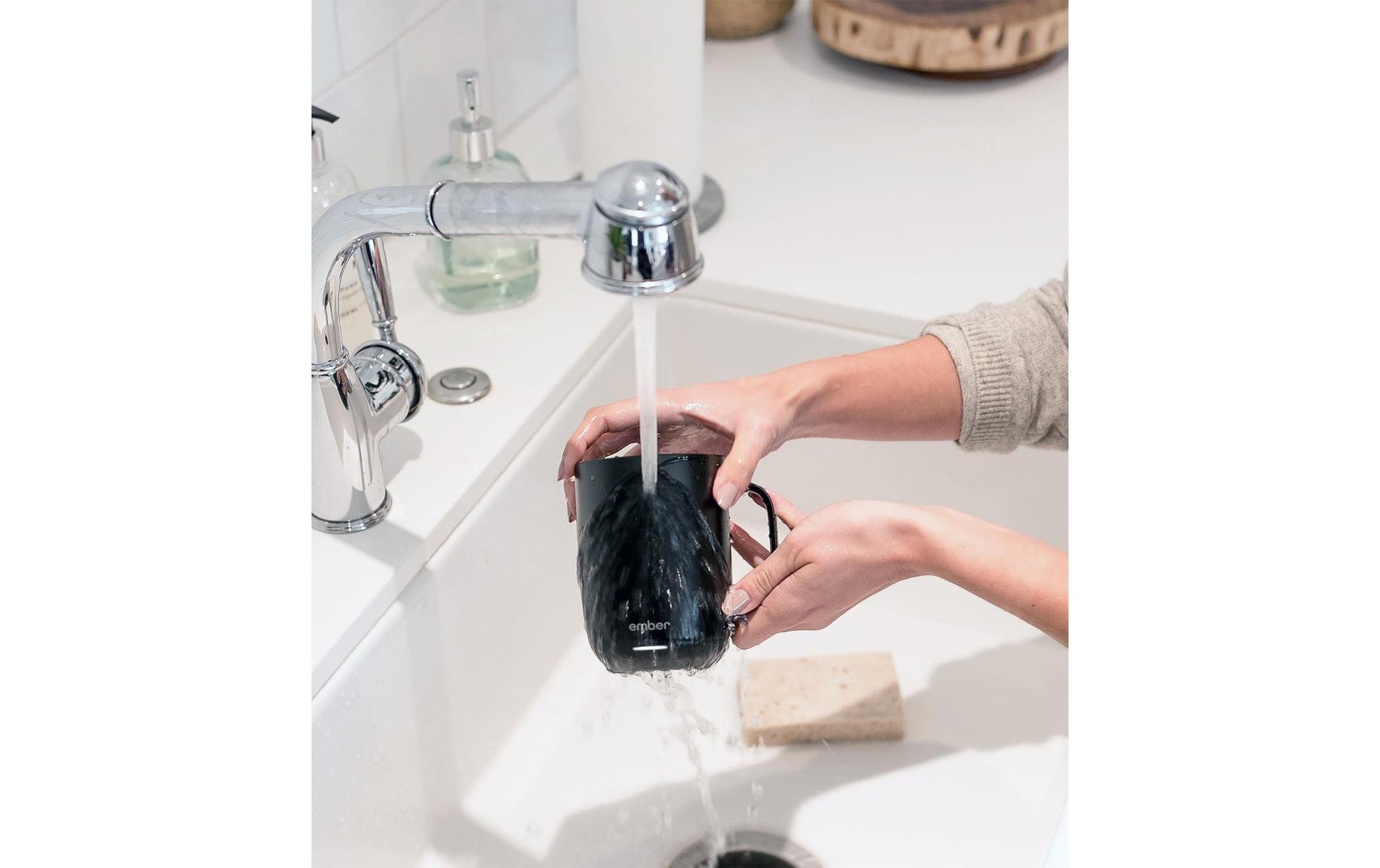 Ember Tasse Mug 2 – 414 ml, Ø 8,3 cm, H 11,7 cm, Keramik, Schwarz, mit Heizfunktion, App-gesteuert
