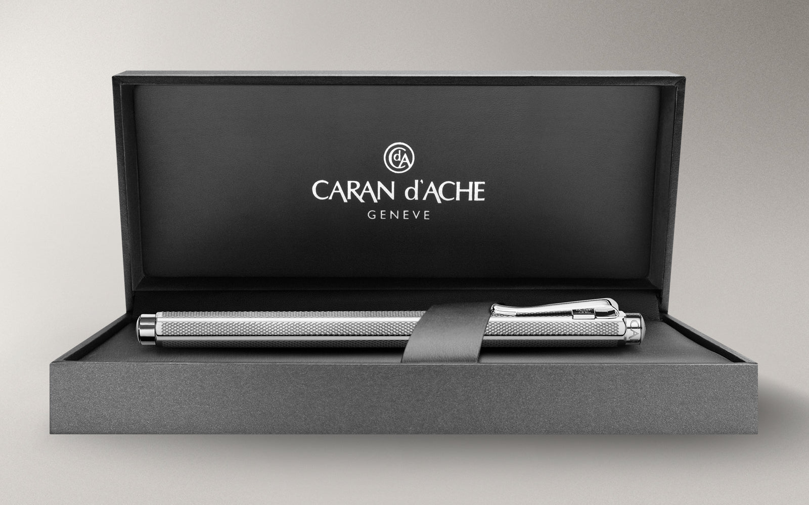 Caran d-Ache Caran d’Ache Ecridor Retro – Tintenroller, Blau, Druckmechanik, Metall (Palladium), Silber