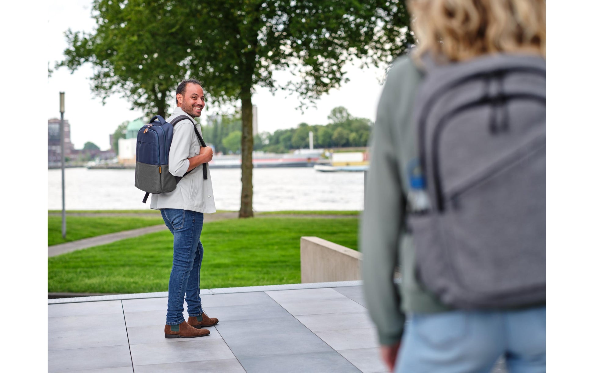 Trust Avana – Notebook-Rucksack – für 16"-Notebook, 20 l, rPET, grau