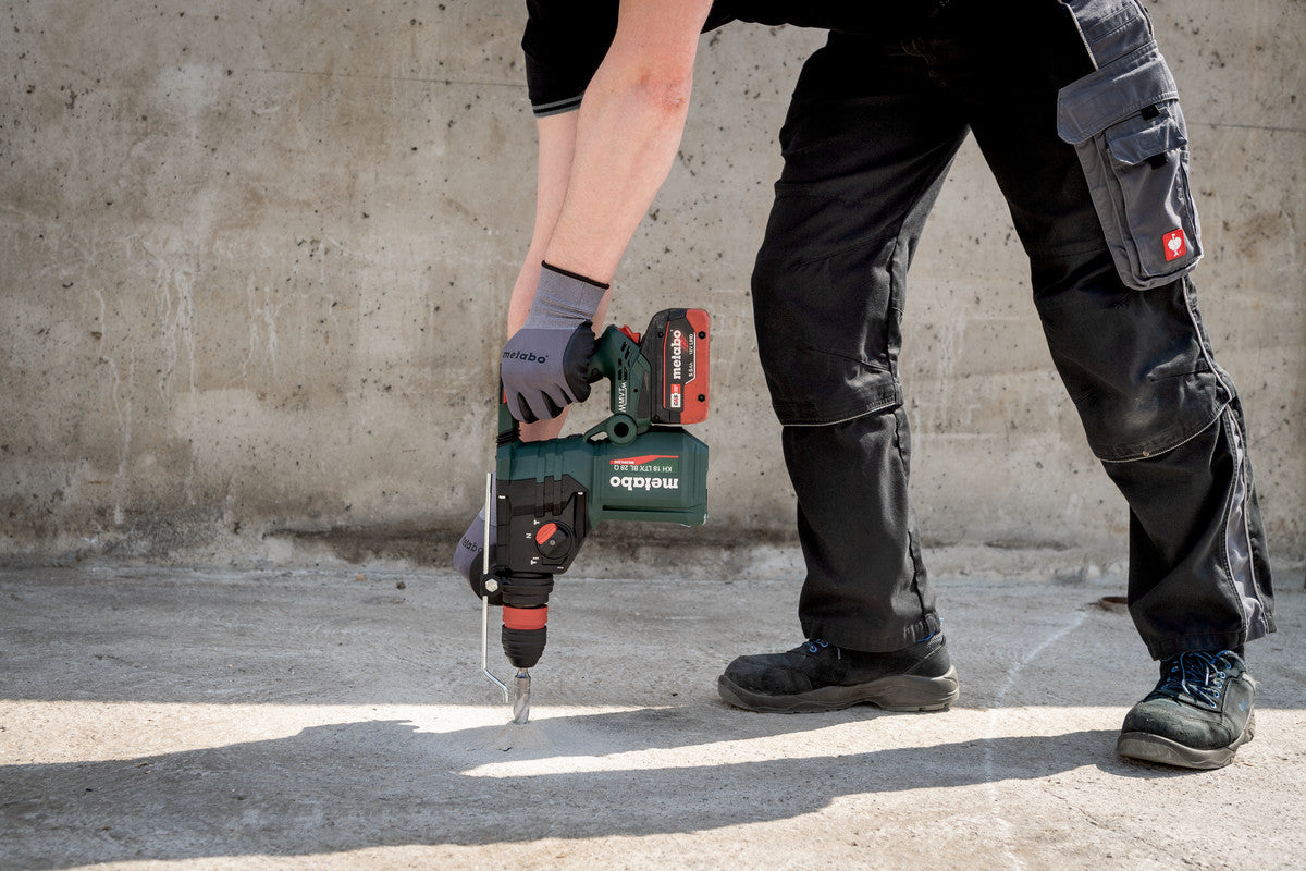 Metabo Akku-Kombihammer KH 18 LTX BL 28 Q – 18 V (Metabo 18V-System) – SDS-plus – Solo