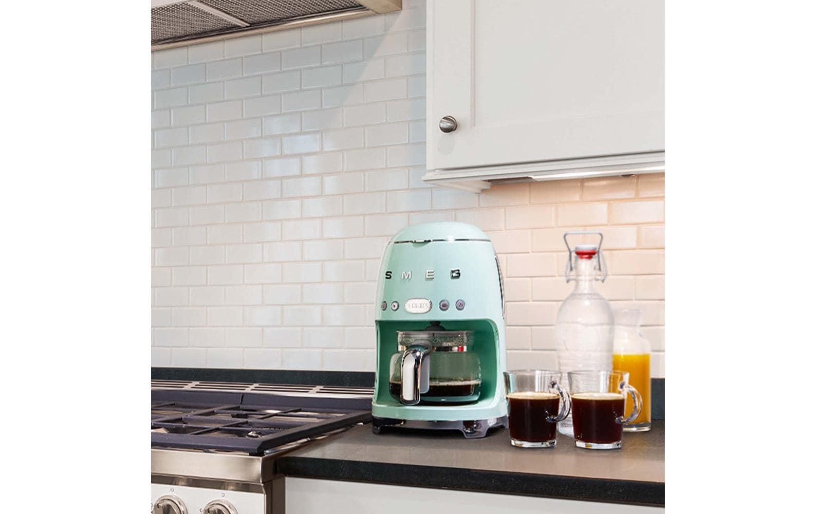 Smeg DCF02PGEU Filterkaffeemaschine – 10 Tassen, 1,25 l, Hellgrün