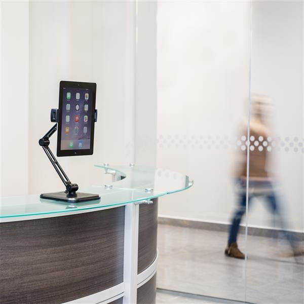 StarTech.com Tablet-Tischhalterung für iPad 4,7–12,9" – 360° drehbar, höhenverstellbar, Tisch/Wand, Schwarz