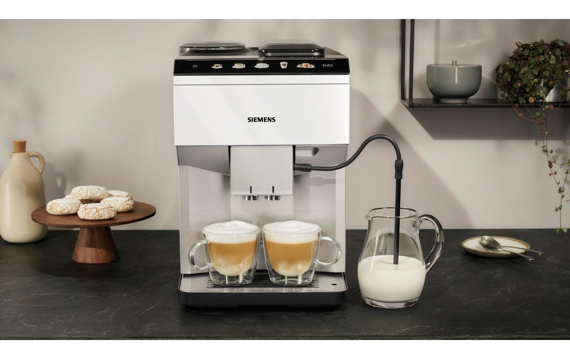 Siemens EQ500 TP515D02 Kaffeevollautomat – 15 bar, 1,9 l, 270 g, Weiss