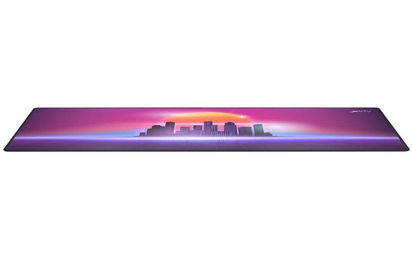 CHERRY XTRFY GP5 Retrowave XL – Gaming-Mauspad – 920 × 400 mm, Tuch, Gummi, Mehrfarbig