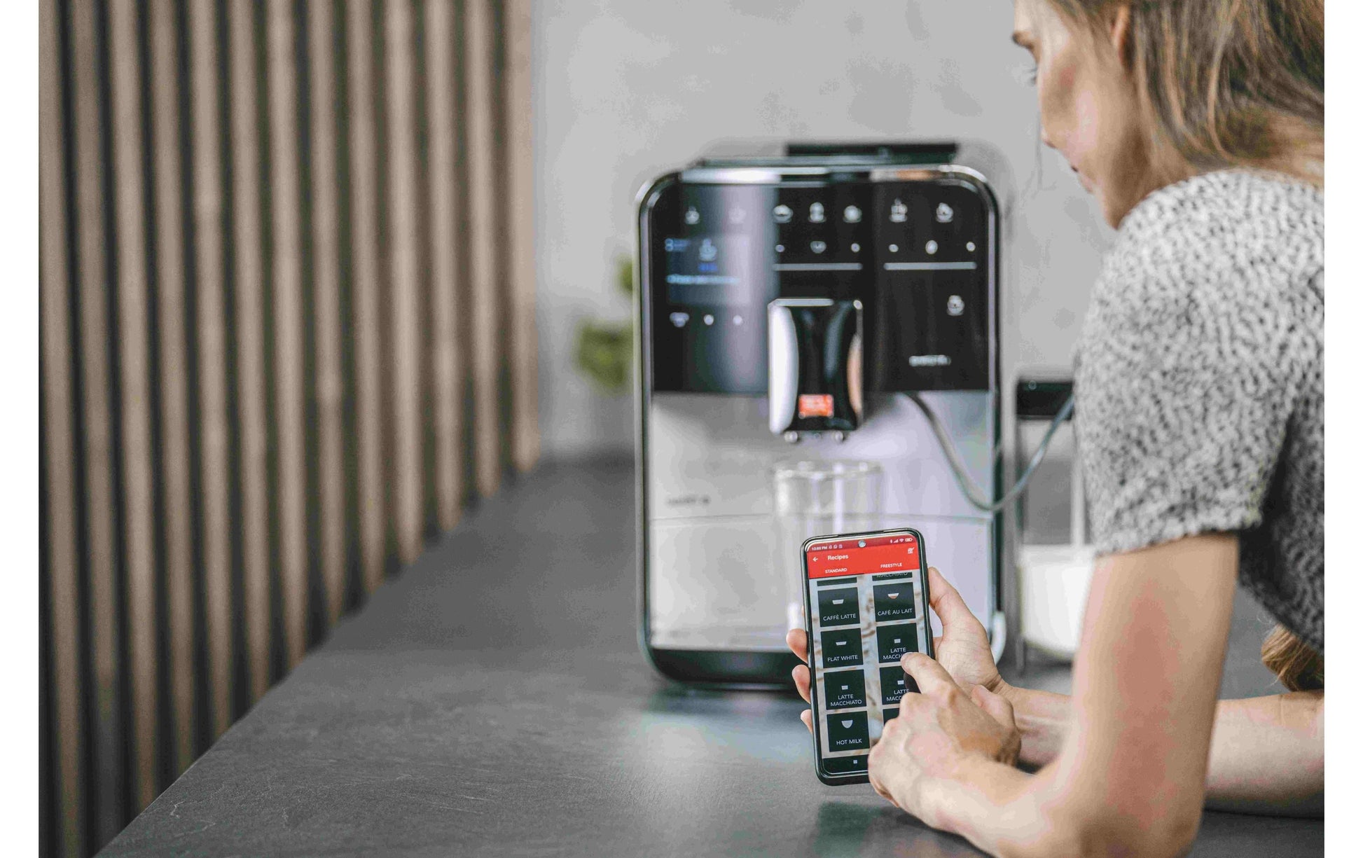 Melitta Barista Smart Kaffeevollautomat – 15 bar, 1,8 l, 270 g, 12 Tassen, Keramik-Mahlwerk, Schwarz