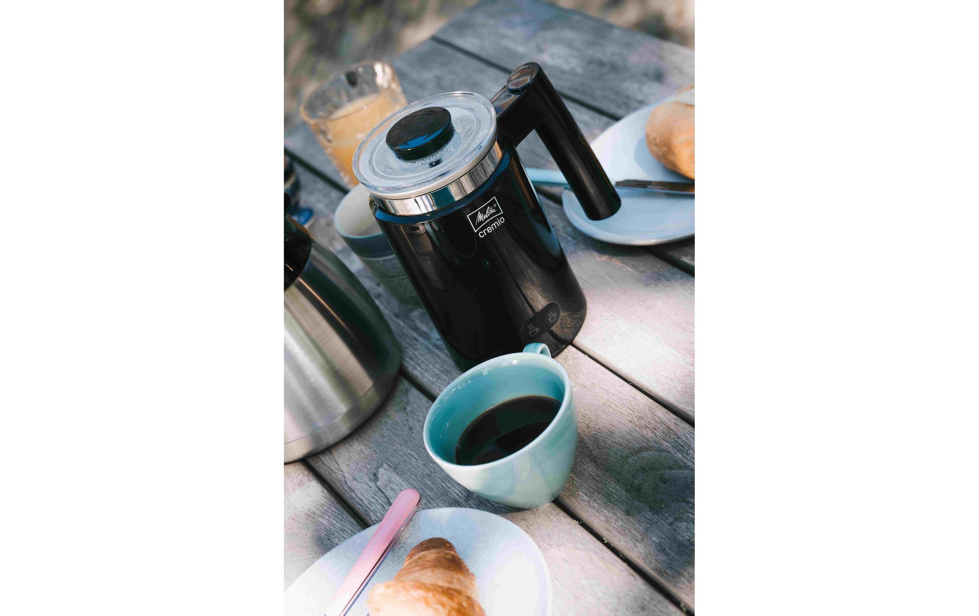 Melitta Elektrischer Milchschäumer Cremio – Füllmenge 250 ml, Schaum 150 ml, 450 W, Schwarz
