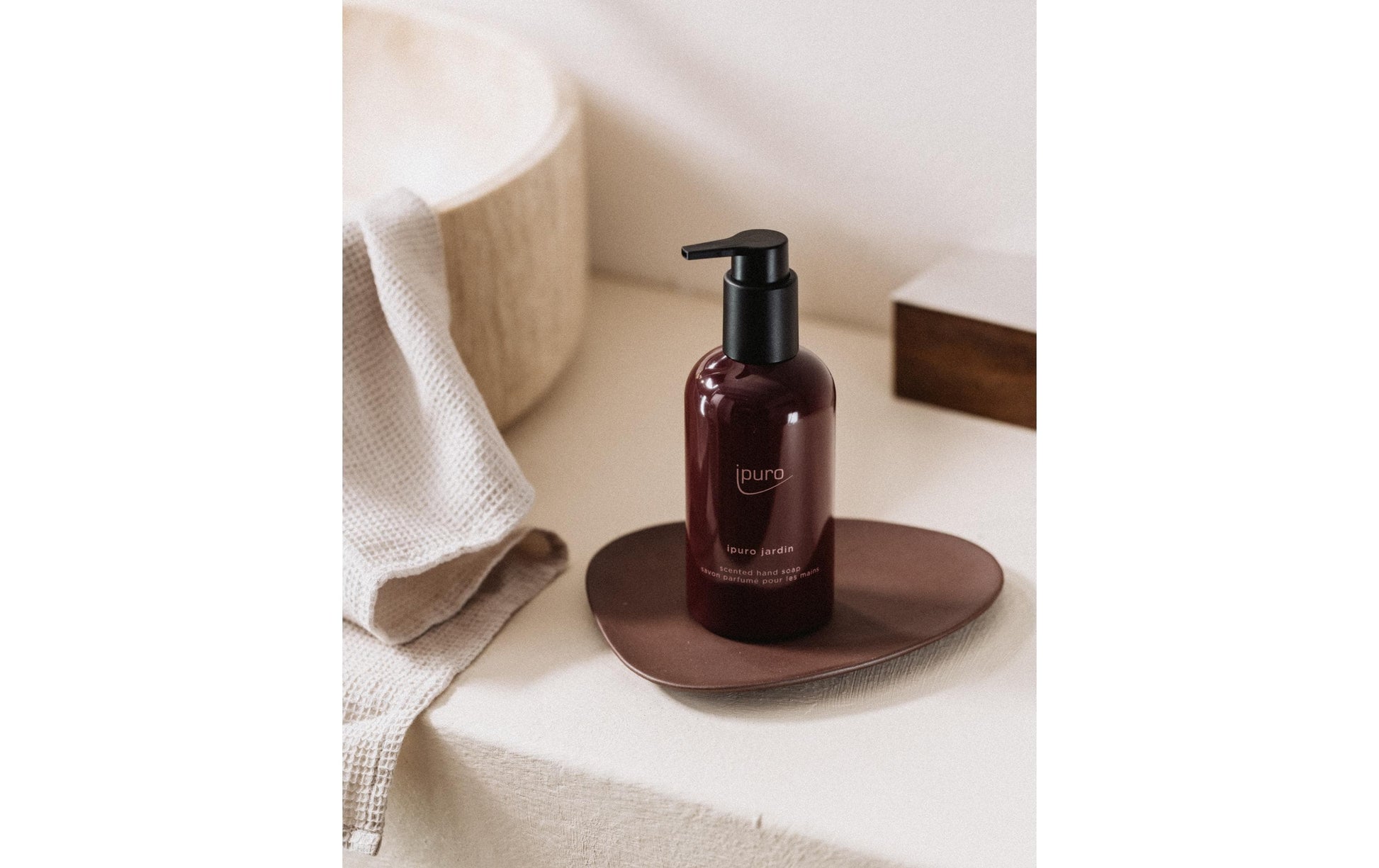 ipuro Handseife Flüssig – Limette, Pumpenflasche – 250 ml