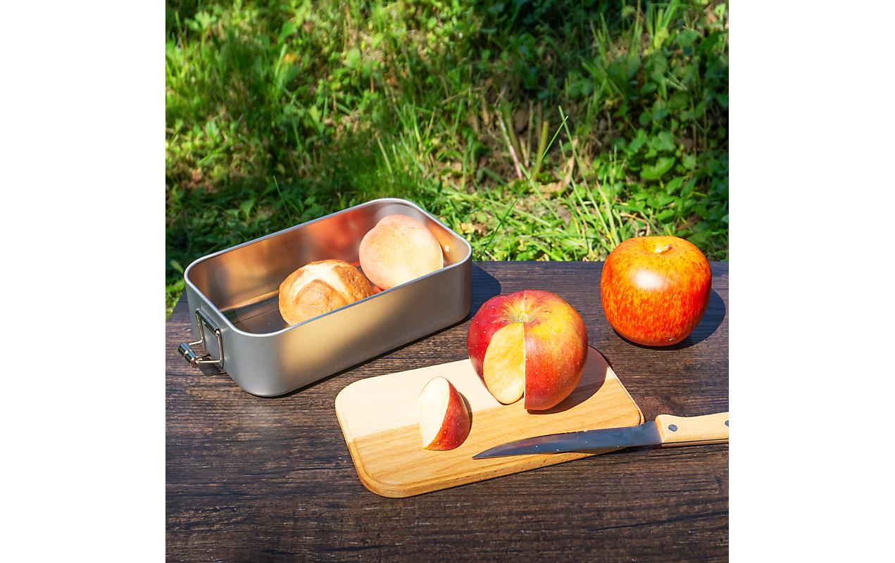 Trendform Lunchbox Swiss Tradition – Holz (Buche) & Blech – Silber, Schweiz-Motiv – 11,5 × 6,5 × 19 cm