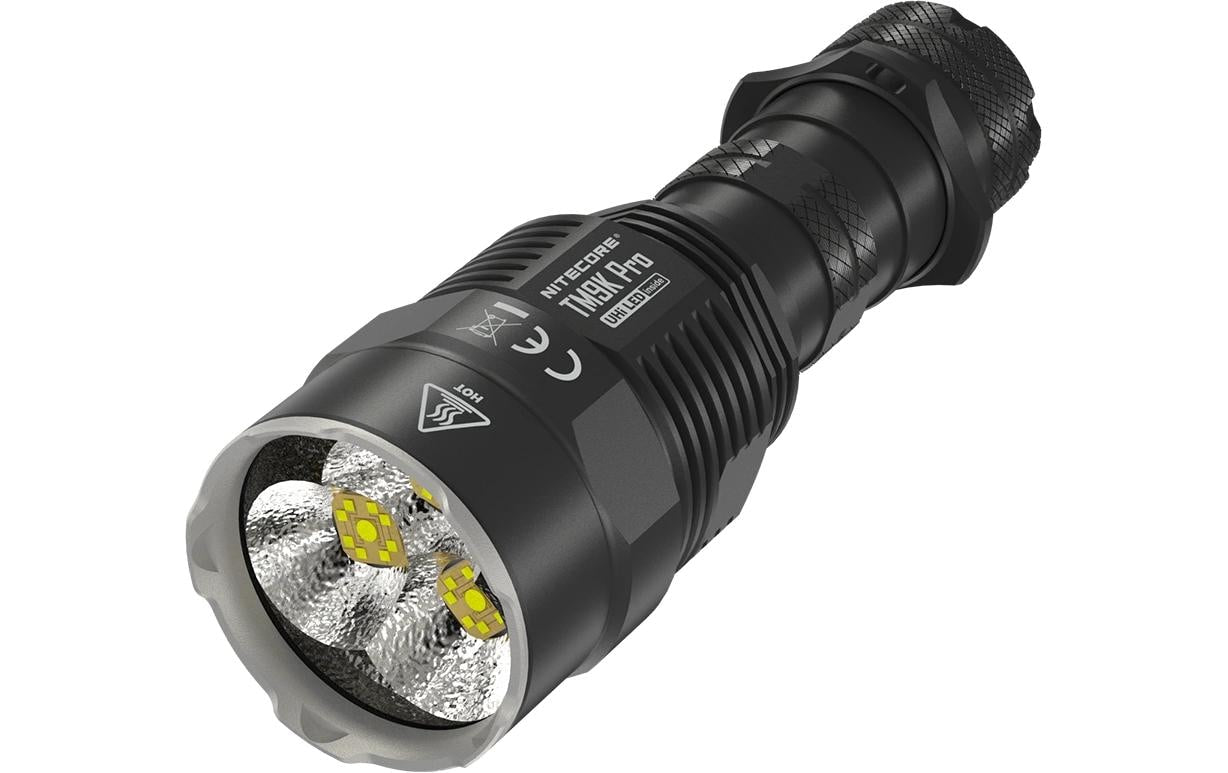 Nitecore Taschenlampe TM9K – 9900 lm, 510 m, IP68, USB, Akku, Modi – Schwarz