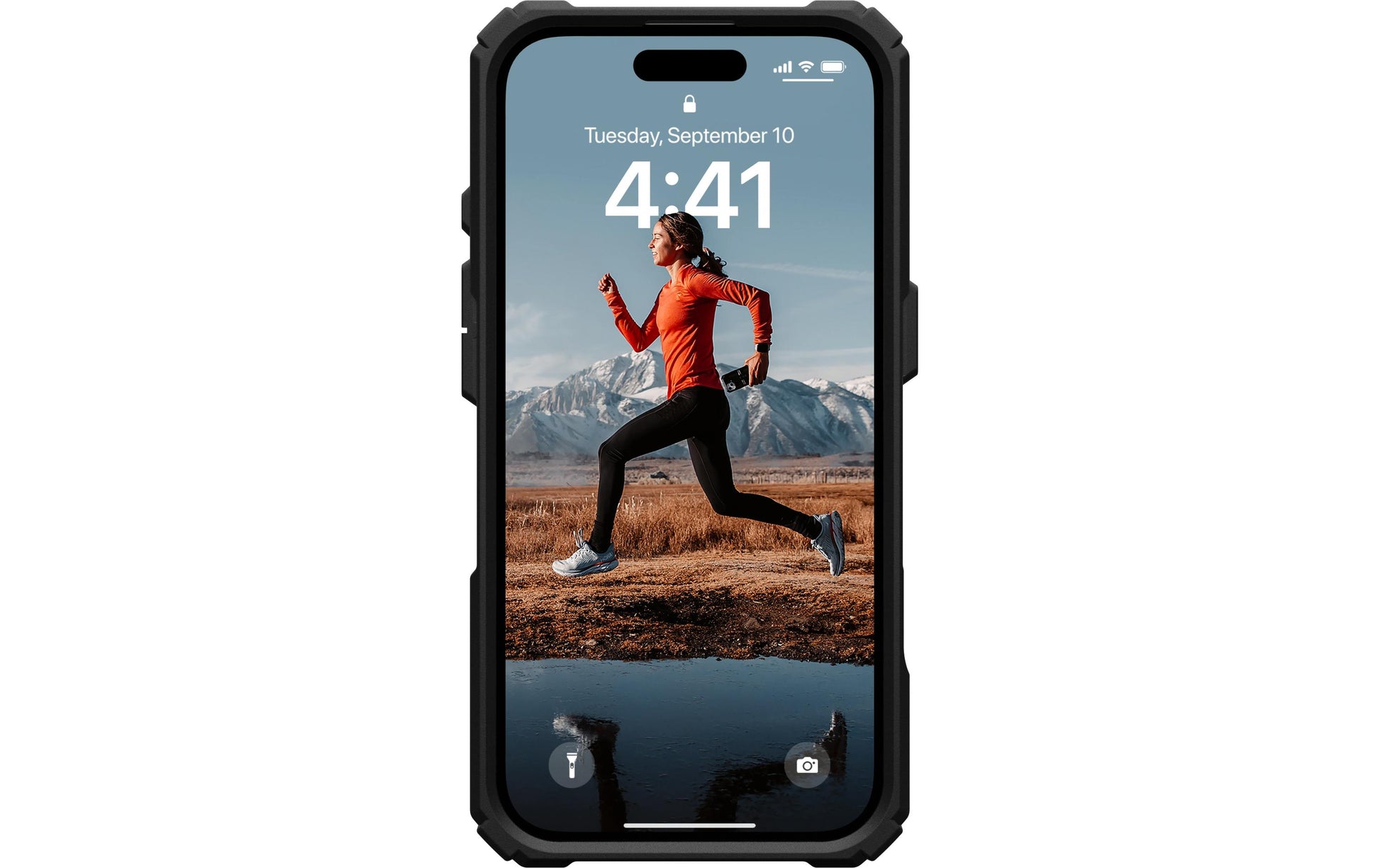 Urban Armor Gear Backcover – für Apple iPhone 16 – schwarz/orange – MagSafe-kompatibel