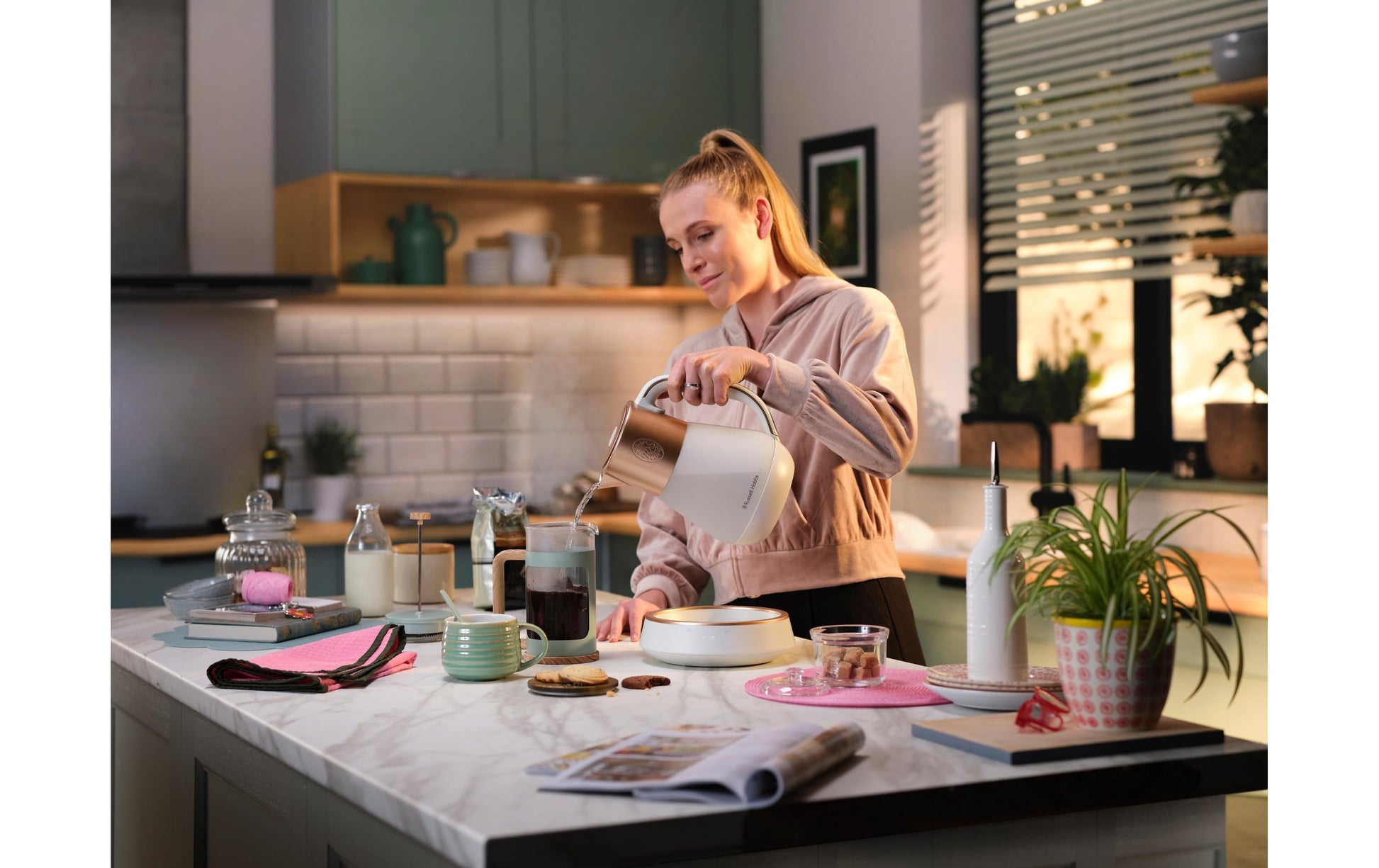 Russell Hobbs Wasserkocher – 1,7 l, mit Temperaturwahl, Warmhaltefunktion, Glas, Weiss, 27450-70