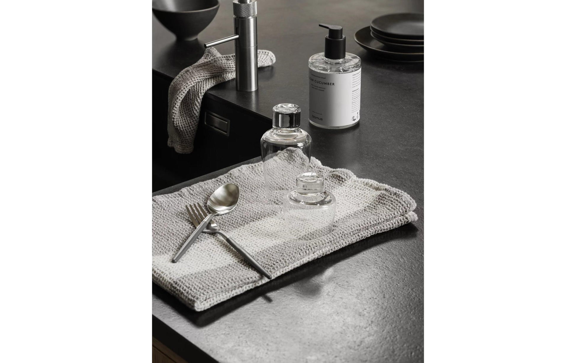 Blomus Geschirrtuch GANO – grau – 50 × 70 cm – Bio-Baumwolle – 2er-Set