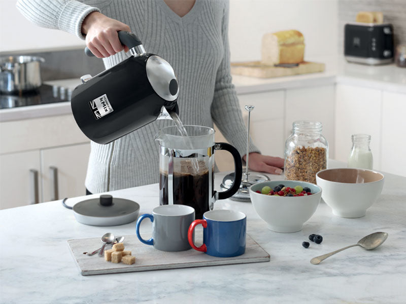 Kenwood kMix Wasserkocher – 1 l, Metall, Schwarz, ZJX650BK