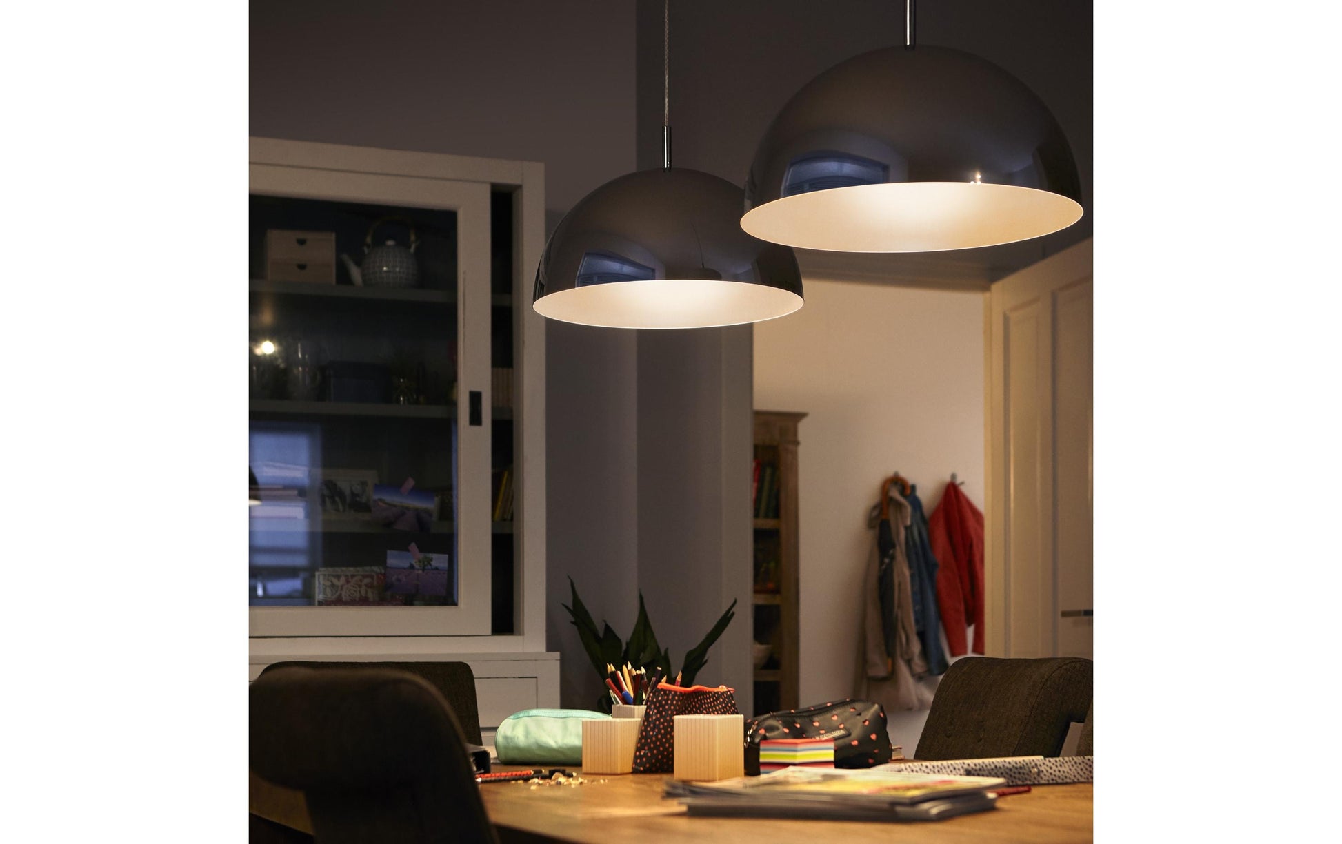Philips LED-Leuchtmittel E14 B35 (Kerze) – Warmweiss 2700 K, 485 lm, 2,3 W – Klar/Glas – 1 Stk.