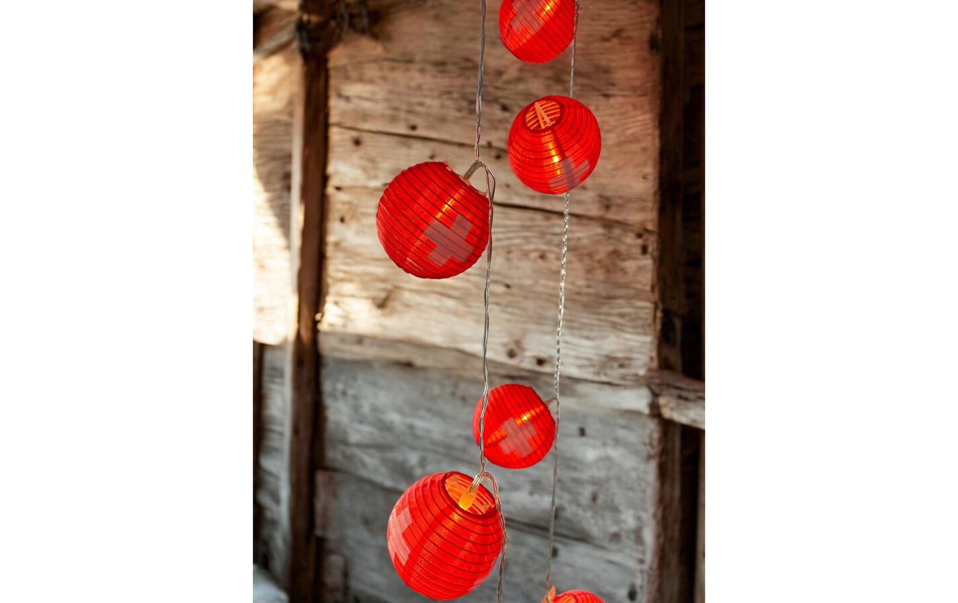Dameco LED-Lichterkette – Starterset, 1,8 m, Warmweiss, 10 Lampen, Batteriebetrieb, Timer, Rot