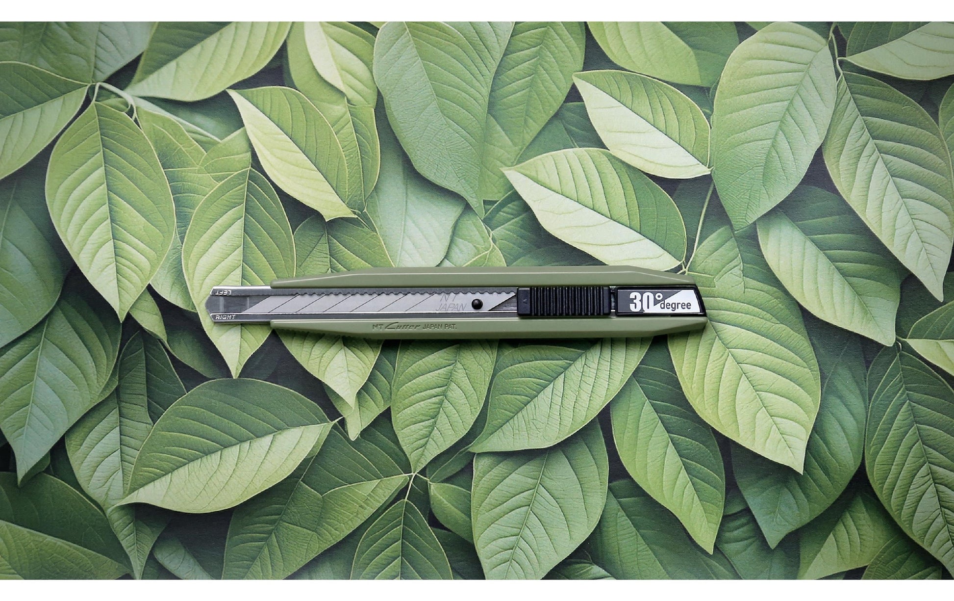 NT Cutter AR30D-LG – Abbrechmesser 9 mm, einziehbar, Edelstahlgriff, grün