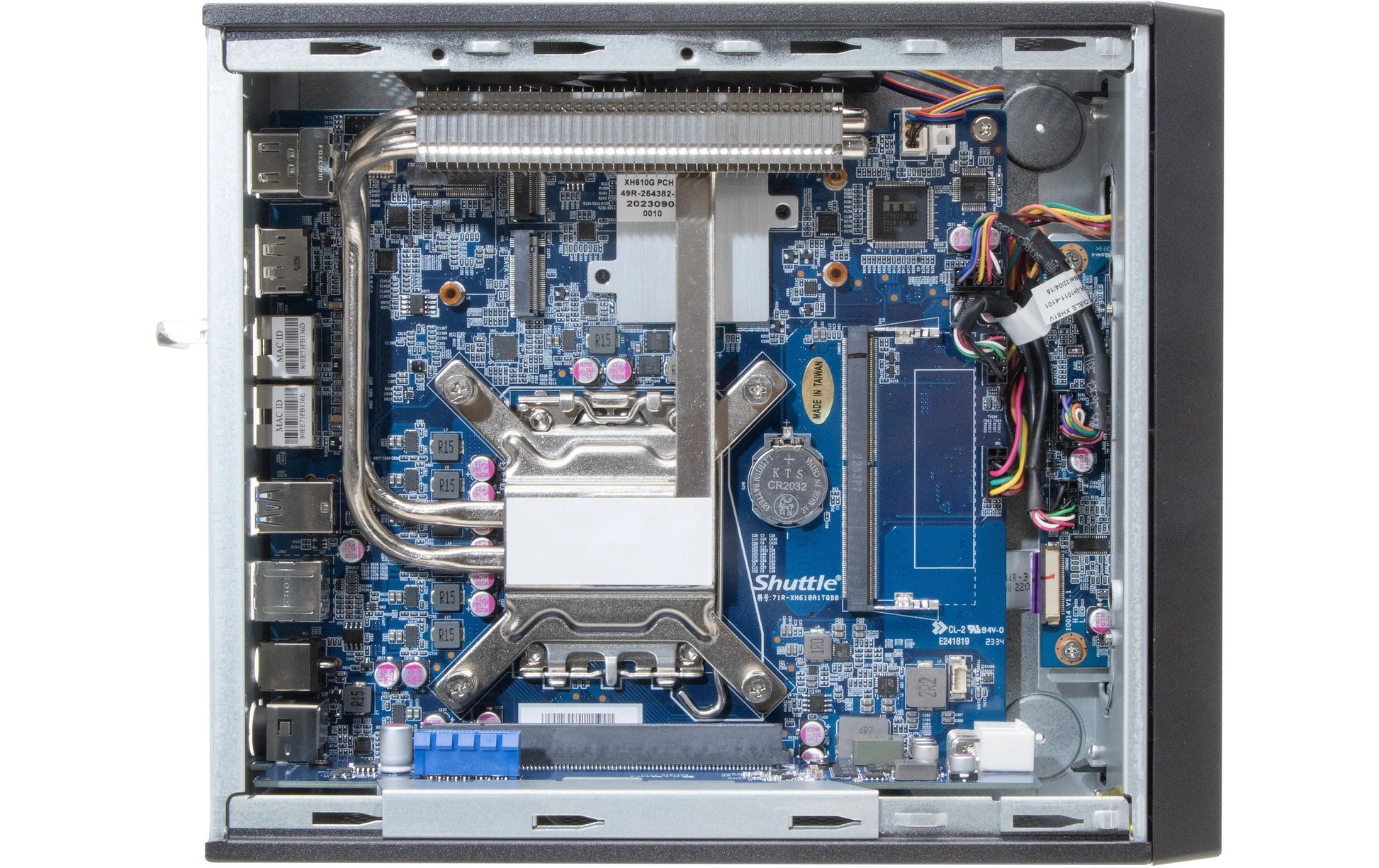 Shuttle XH610G2 SFF Barebone – Intel H610, LGA 1700, 3x M.2, 1x 2,5"