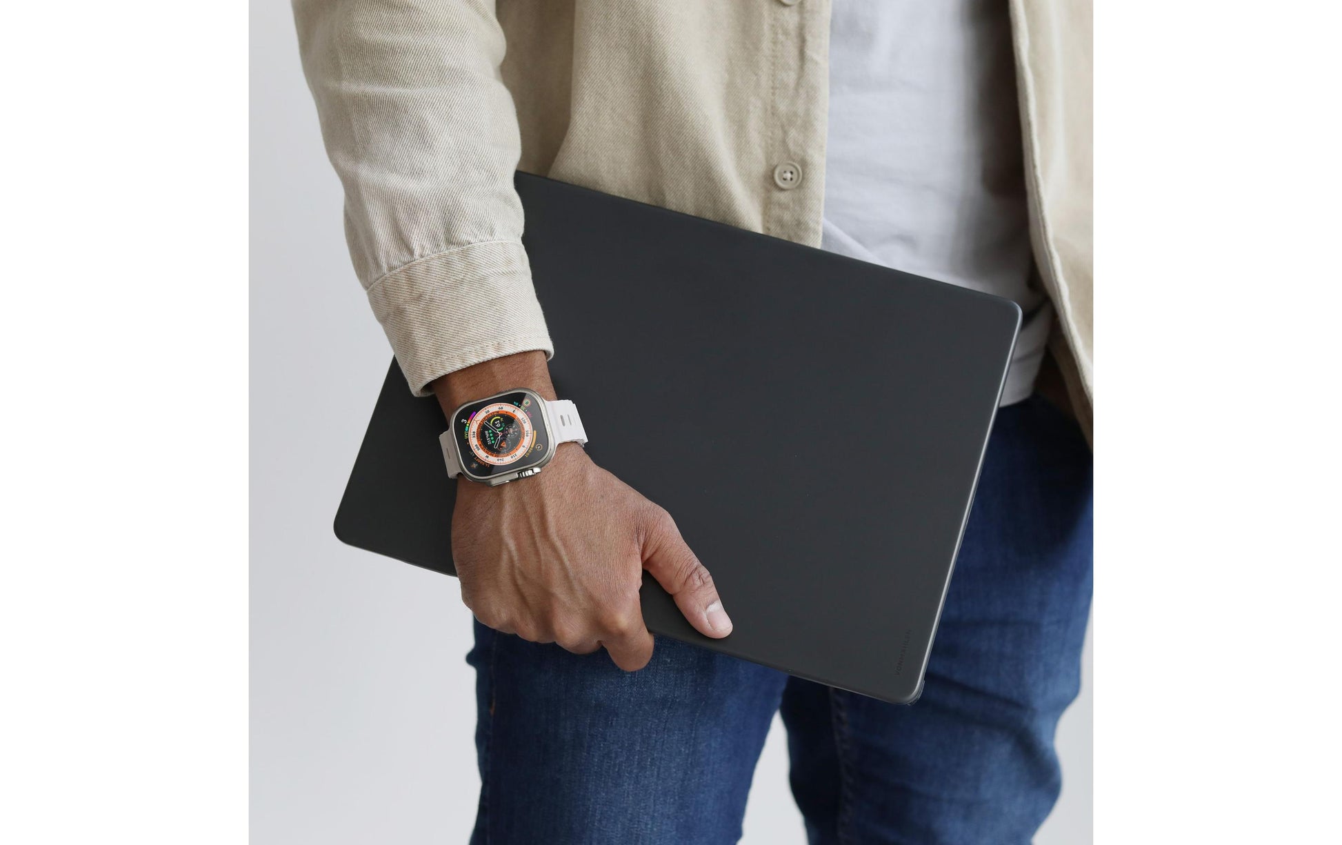 Vonmählen Notebook-Schutzhülle 14" – Transparent, Schwarz matt