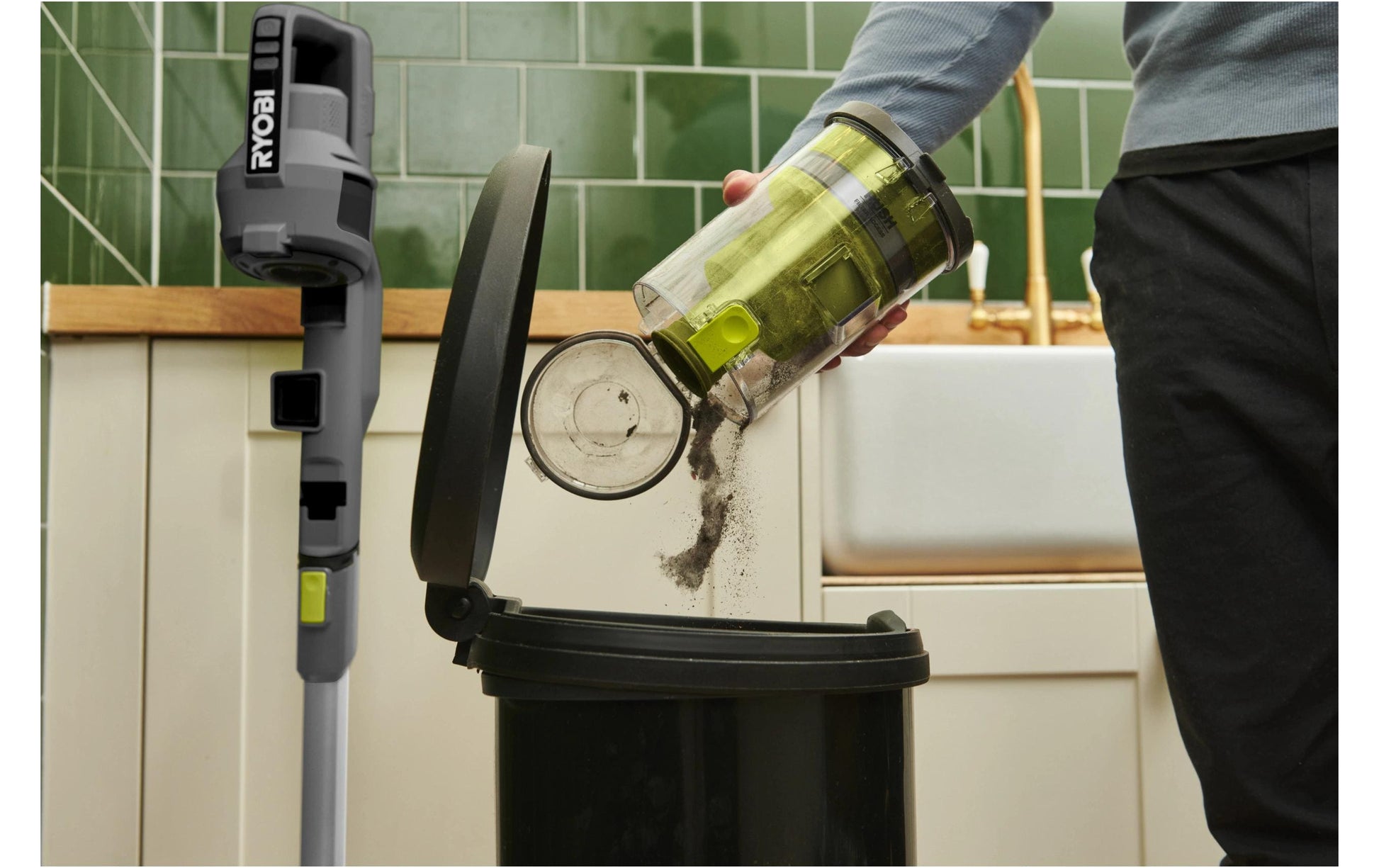 Ryobi Absauganlage RSVS18-0 – 0,6 l, Akkubetrieb, 70 dB(A), 18 V