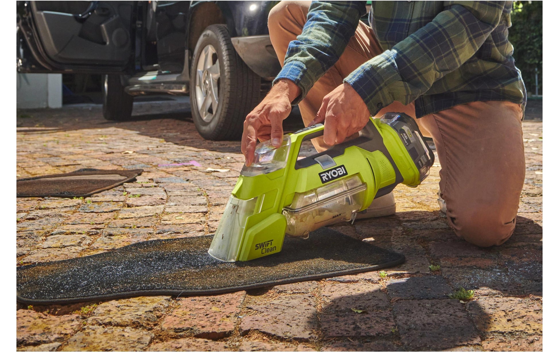 Ryobi Akku-Textilreiniger RDC18-0 – Akkubetrieb, 18 V, 2,5 kg, Gelb
