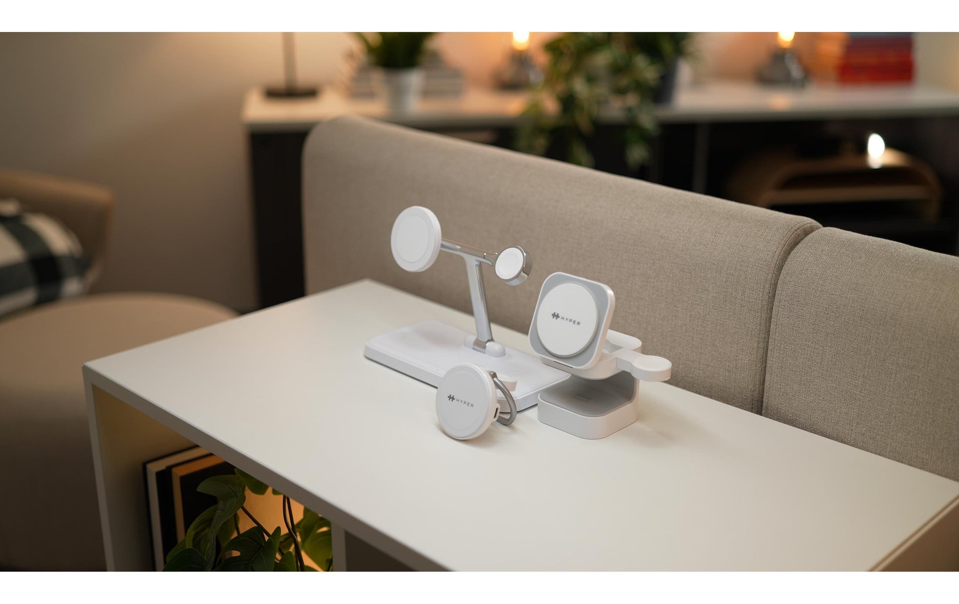 HyperJuice QI2 Ladestation – 45 W, 1× USB-C, Qi2, 4 Geräte – für Kopfhörer, Smartphone, Smartwatch