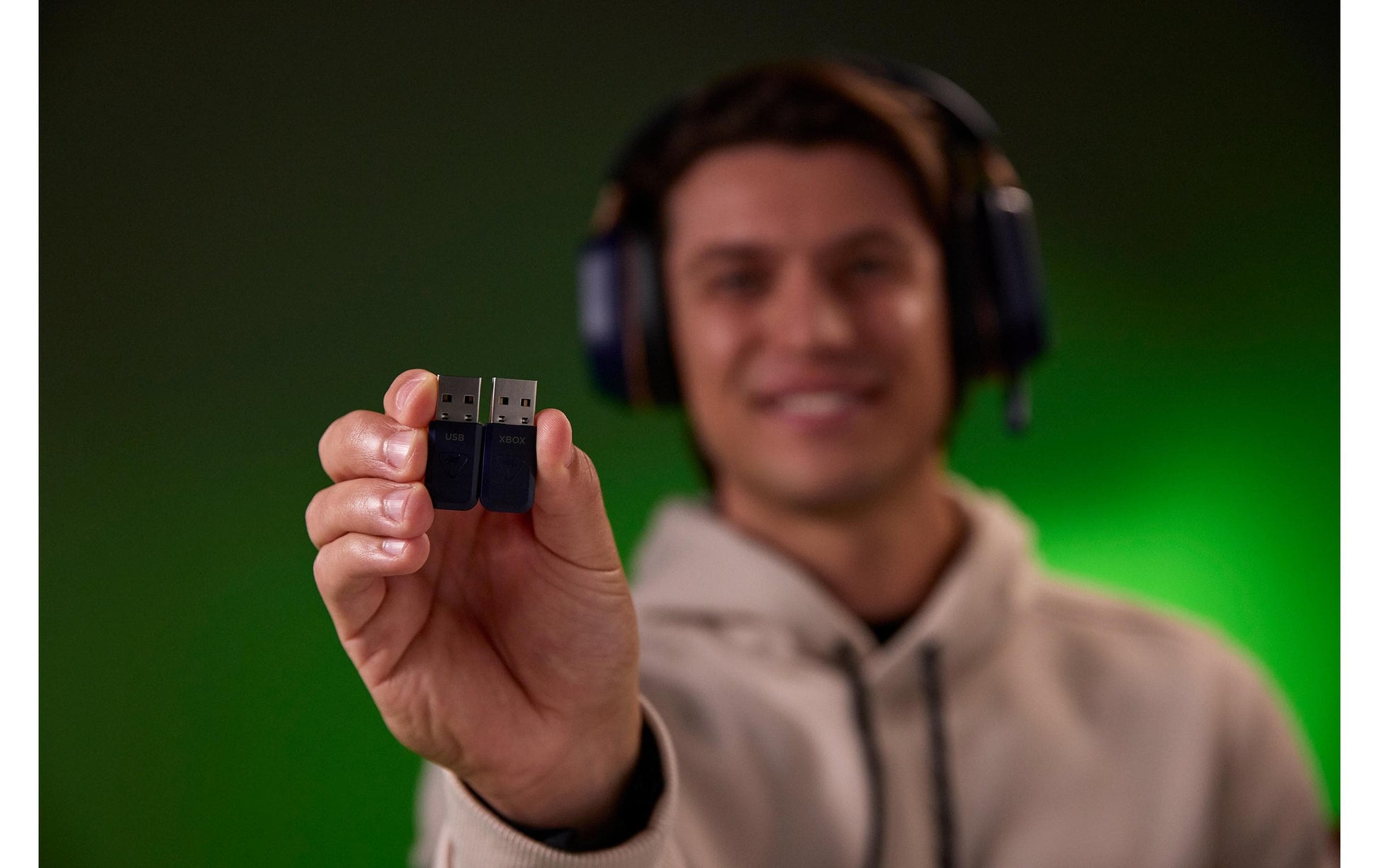 Turtle Beach Stealth 700 GEN3 – Gaming-Headset – 2,4 GHz & Bluetooth 5.2 – Kobalt – für Xbox/PC – bis 80 h