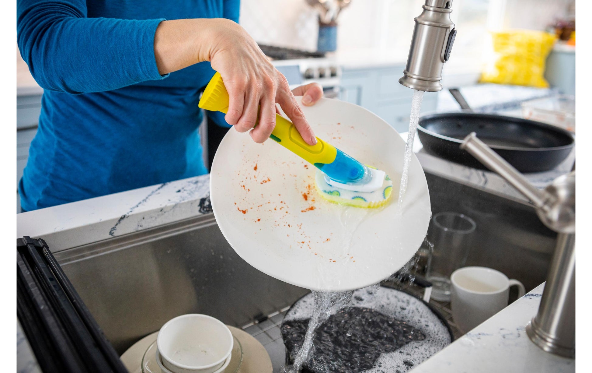 Scrub Daddy Abwaschbürste Dish Daddy – Kunststoff, 7 cm, gelb/blau, mit auswechselbarem Kopf