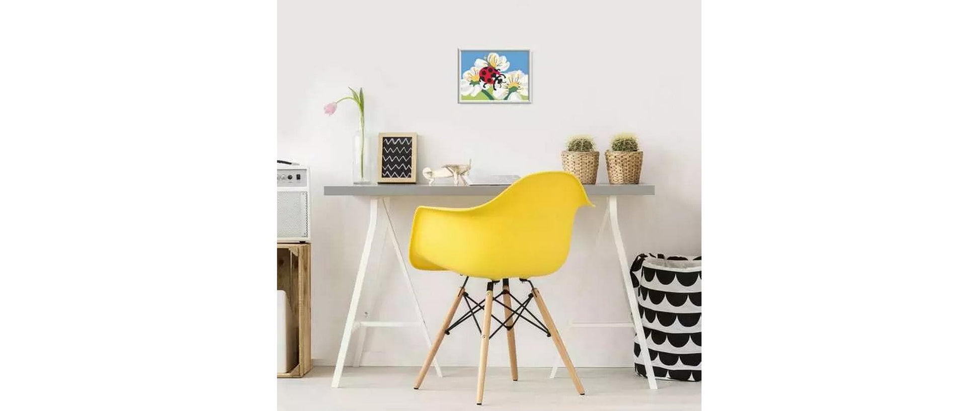 Ravensburger CreArt – Malen-nach-Zahlen-Set – Marienkäfer mit Blumen – ab 7 Jahren