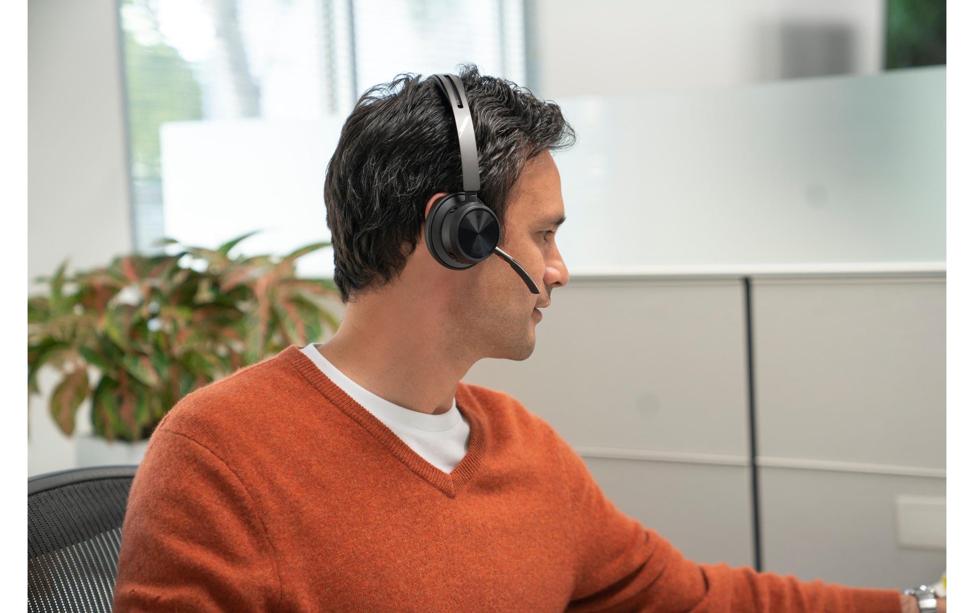 Poly Voyager Focus 2 Office-Headset – On-Ear, Stereo, BT, USB-C, ANC, Schwarz, BT 5.1