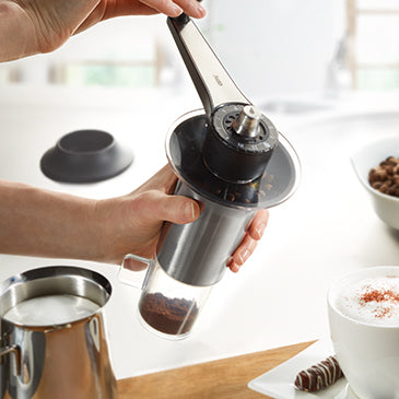 GEFU Kaffeemühle LORENZO – 40 g, Keramikmahlwerk – schwarz/edelstahl