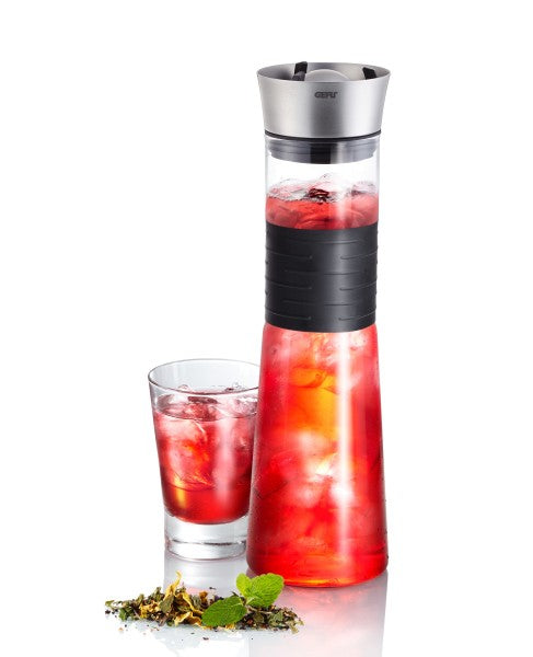 GEFU Karaffe CASCADA – 1 l, Ø 9 cm, H 30,3 cm, Glas, Transparent, mit Deckel, spülmaschinenfest, hitzebeständig