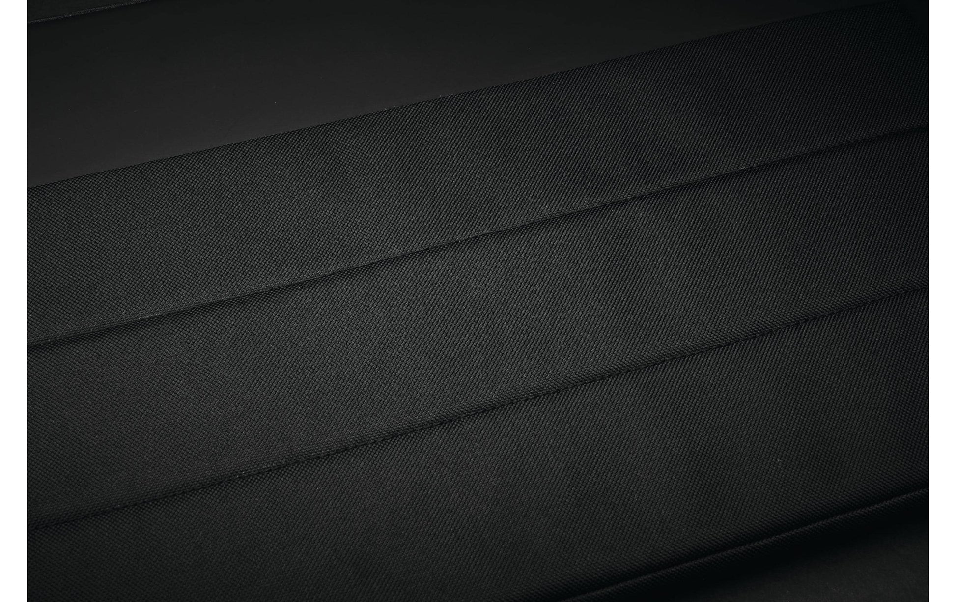 Kensington Notebook-Schutzhülle für Notebooks bis 16" – Schwarz