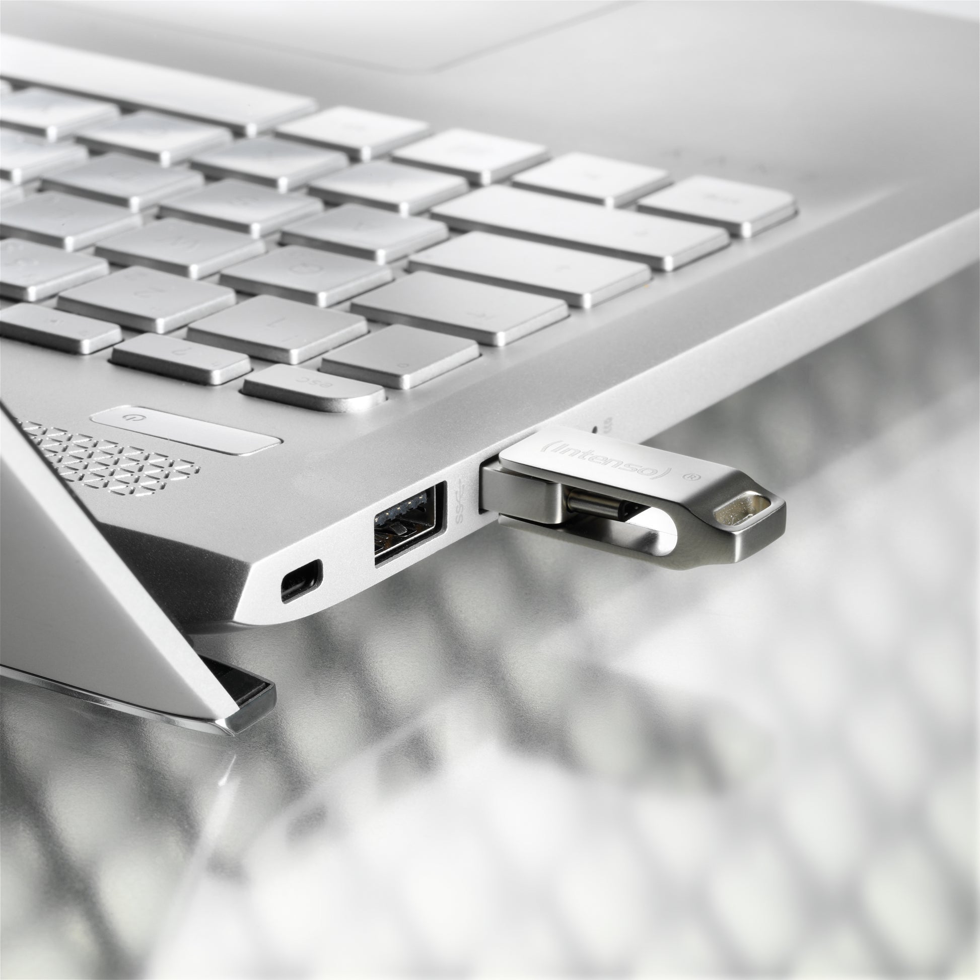 Intenso cMobile Line 32 GB – USB‑A/USB‑C – 70 MB/s – für Windows, MacOS – Silber