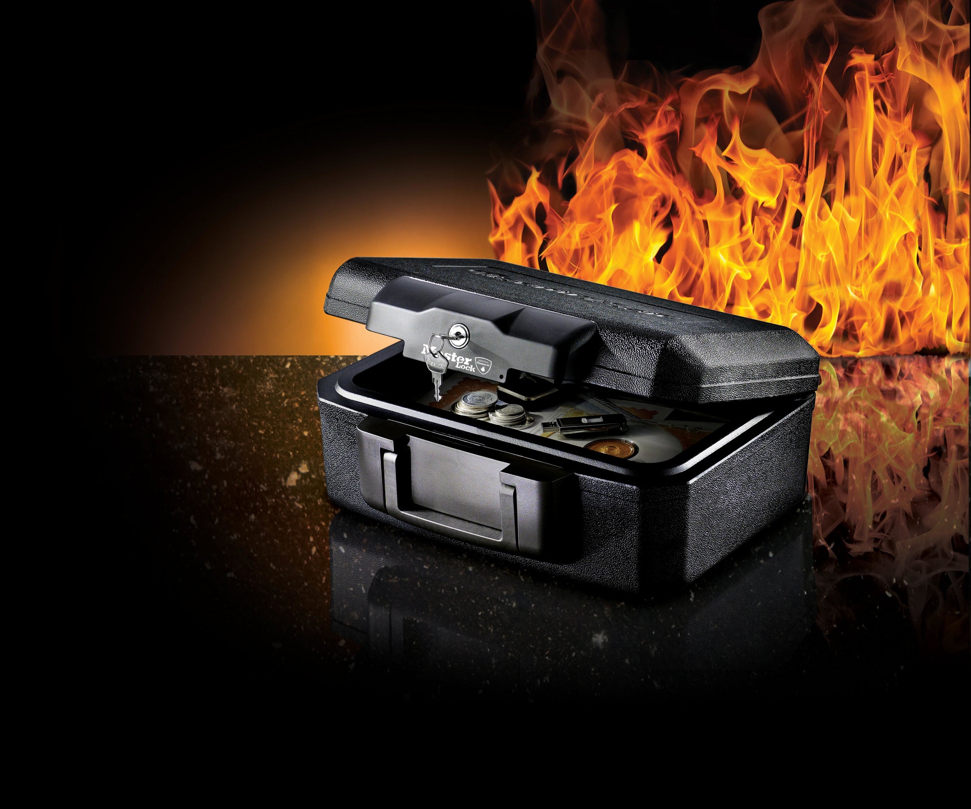 Master Lock Feuerschutzbox L1200 – Schlüsselschloss – 5 l – Feuerschutz 30 Min – Tragbar – Schwarz