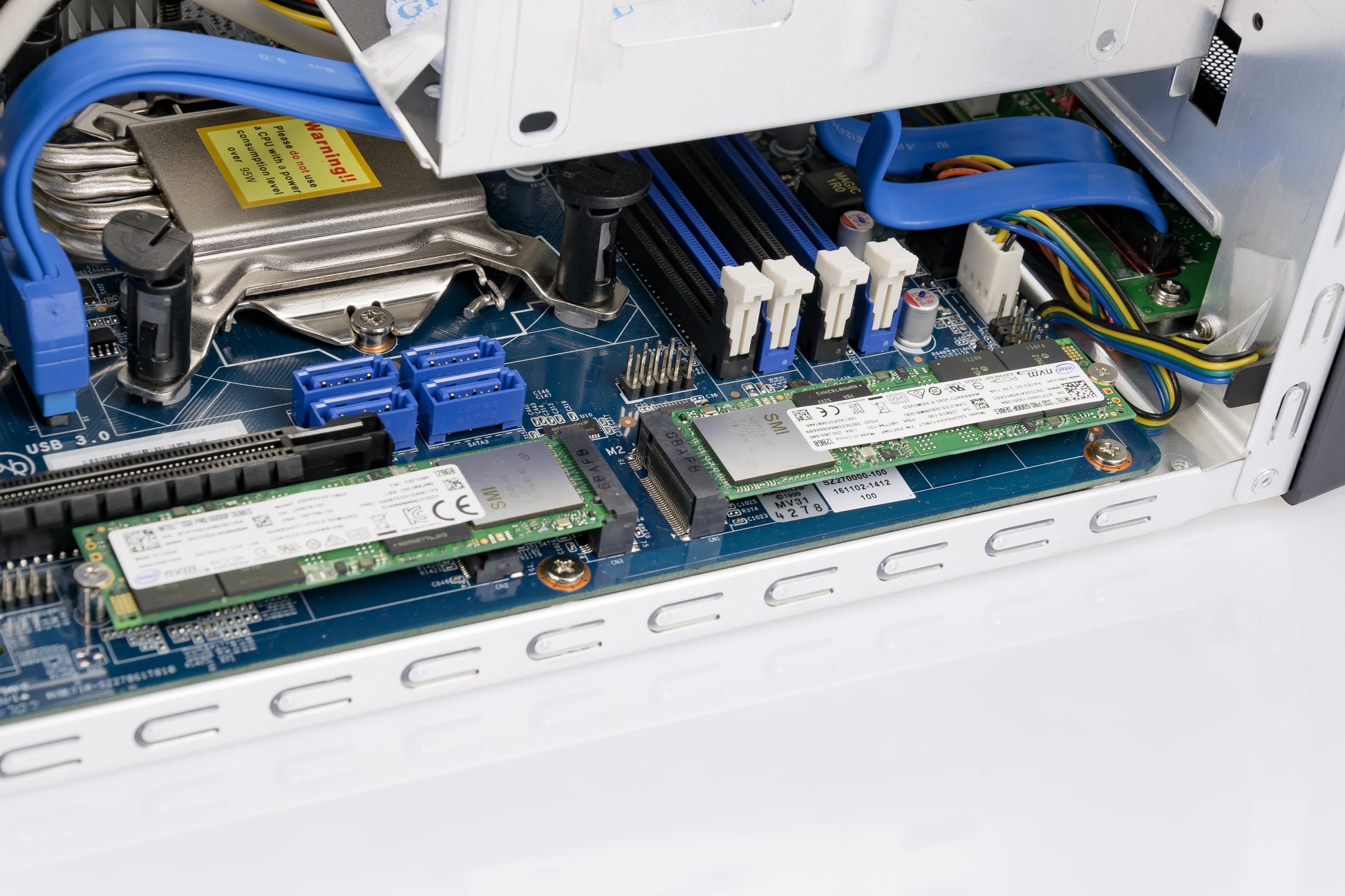 Shuttle SZ270R8 Micro