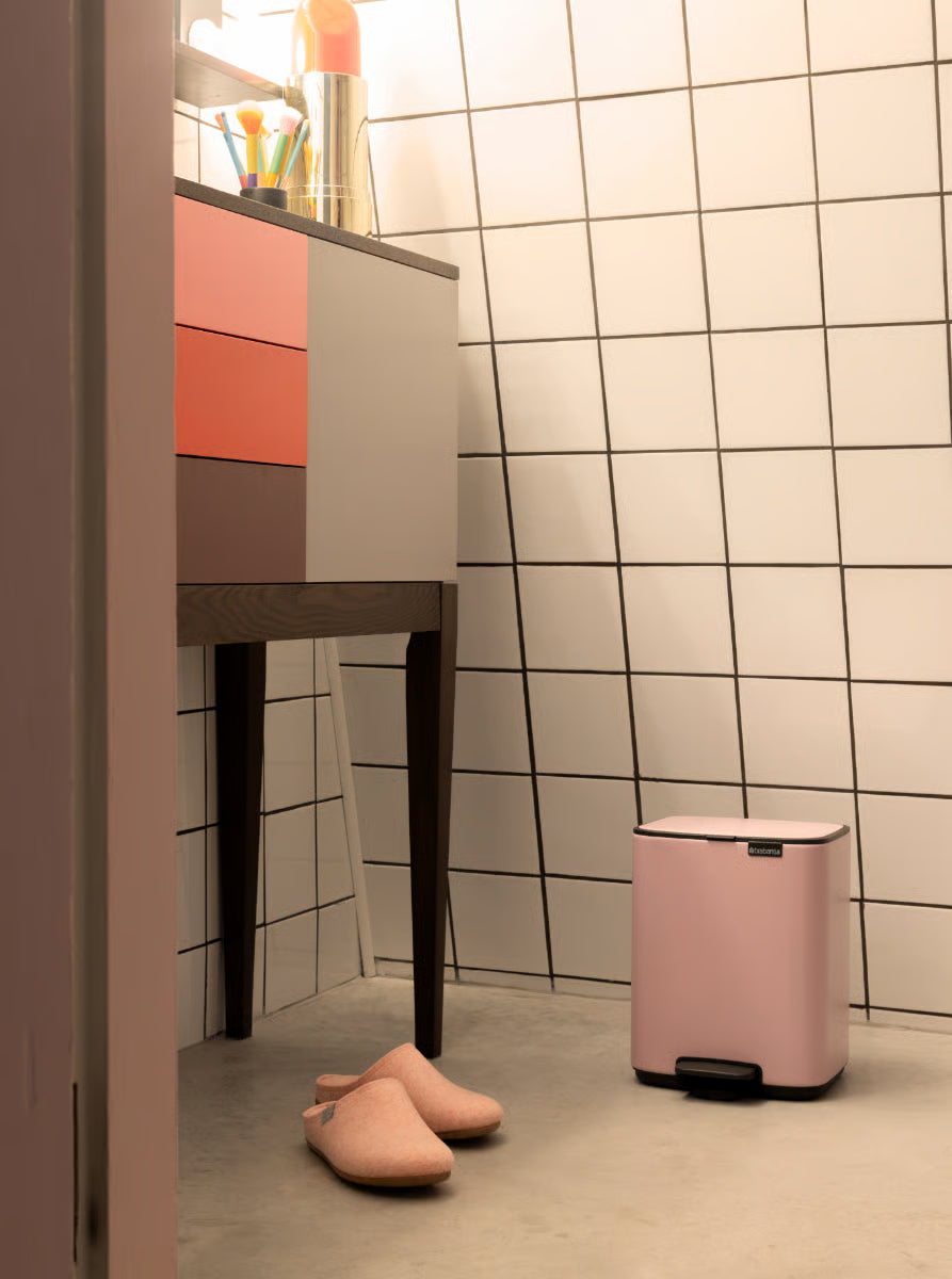 Brabantia Treteimer Bo – 4 l – Kunststoff, rechteckig – rosa