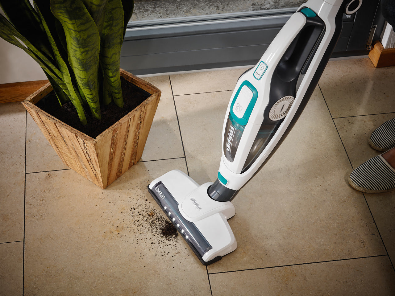 Leifheit Staubsauger – 2-in-1, 125 W, 0,5 l, Akkubetrieb