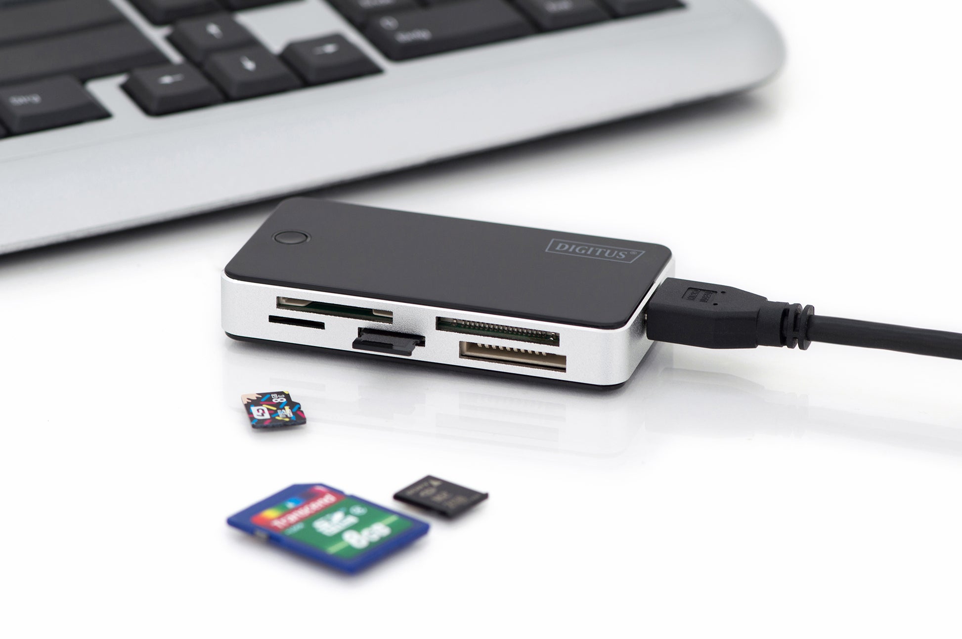 Digitus USB-Kartenleser USB – CF, SD, microSD, Memory Stick – USB 3.2 Gen 1 (5 Gbit/s) – 1 m – Schwarz/Weiss