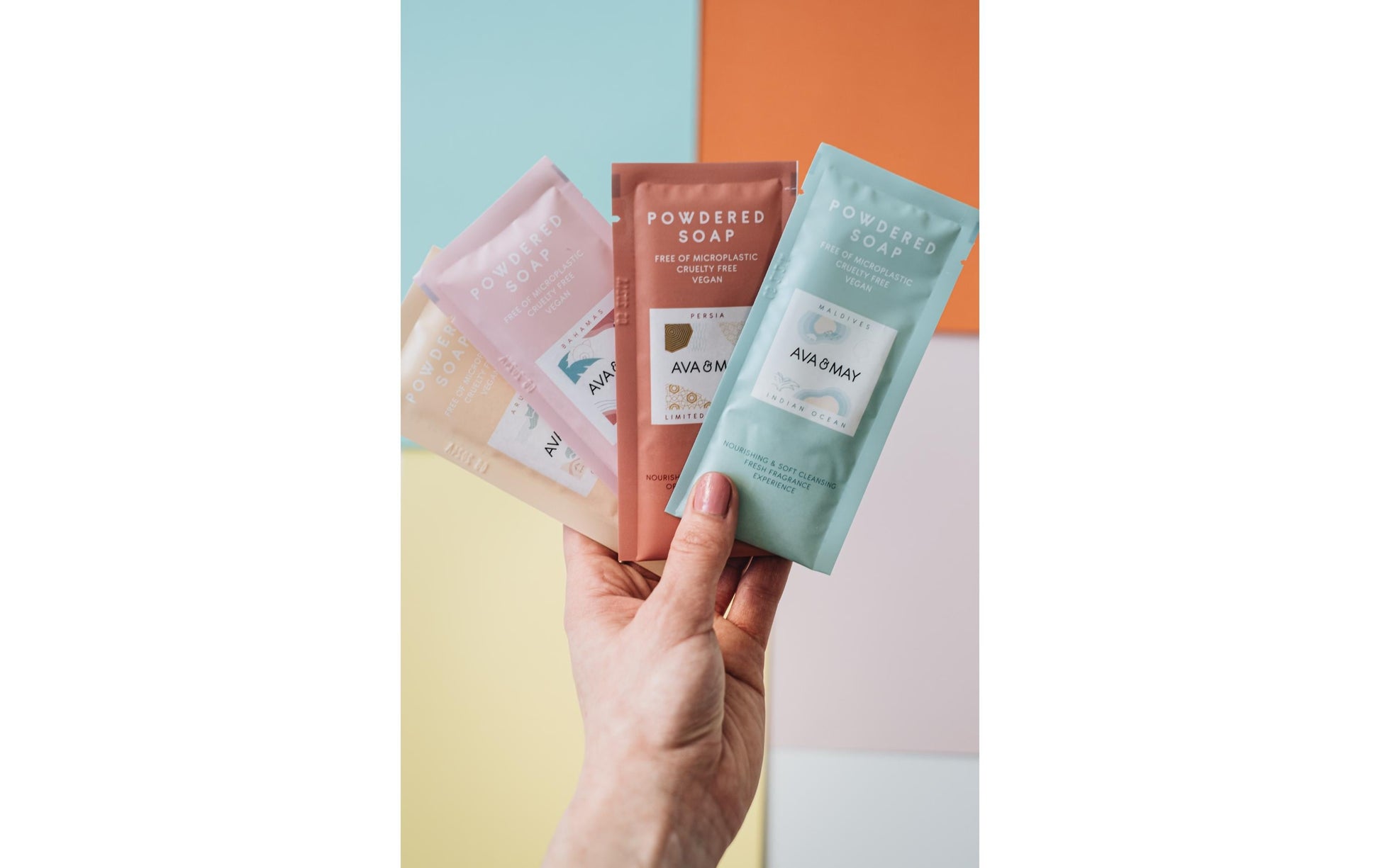 AVA & MAY Seifenpulver – Blumig – 15 g