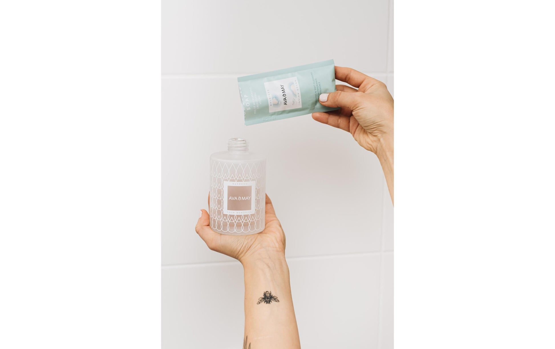 AVA & MAY Seifenpulver – Blumig – 15 g